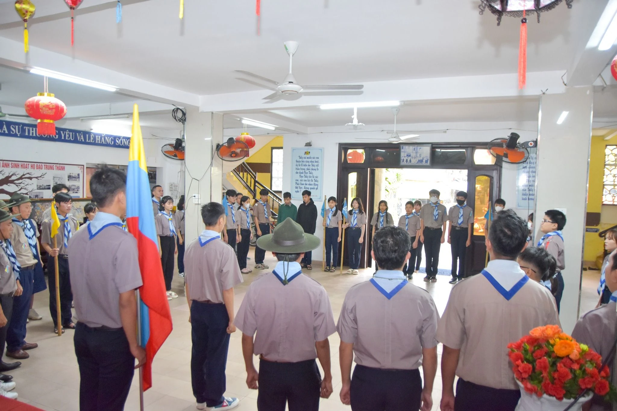 Ban Phụ Trách Có Chuyến Thăm Các GĐHĐ, Tu Tập Sinh Tại Đà Nẵng – ảnh 2