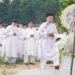 Hình ảnh: Chức sắc Hội Thánh dâng hương tại Thánh Lâm Phước Địa