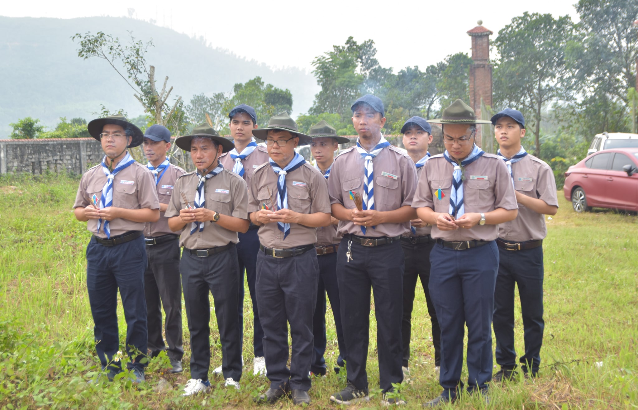 Chức sắc Hội Thánh dâng hương tại Thánh Lâm Phước Địa – ảnh 7
