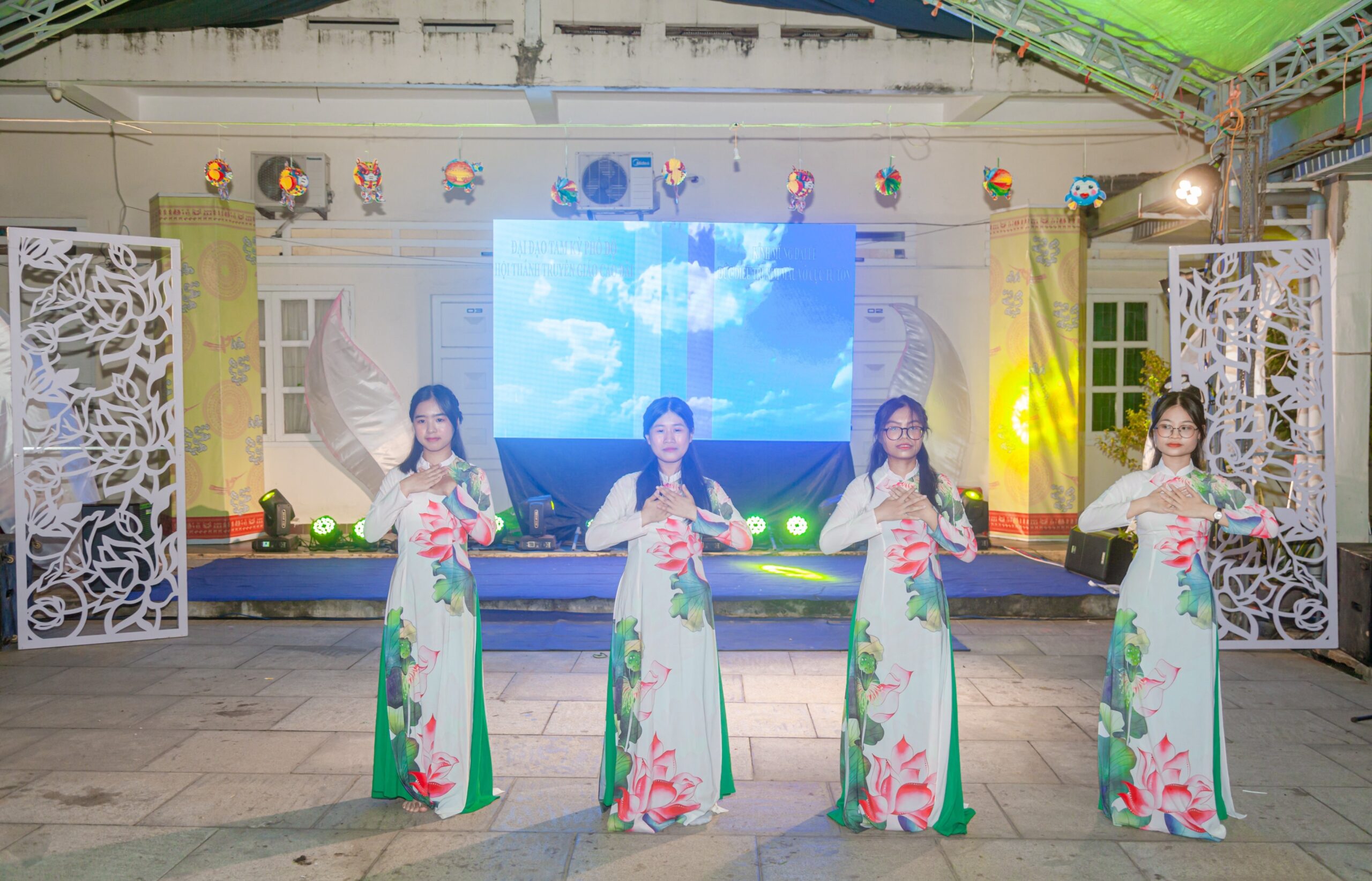 Đại lễ tấn tôn Đức Diêu Trì Kim Mẫu – Trung Thu 2023 – ảnh 103