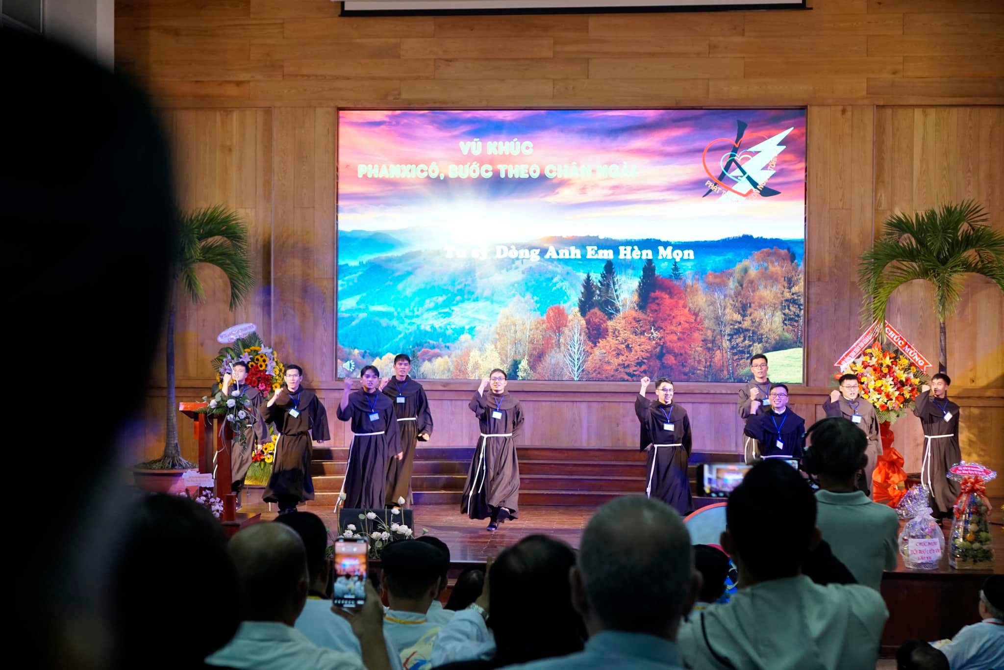 Hội ngộ Liên tôn lần thứ XIII – Phát triển con người toàn diện – ảnh 10