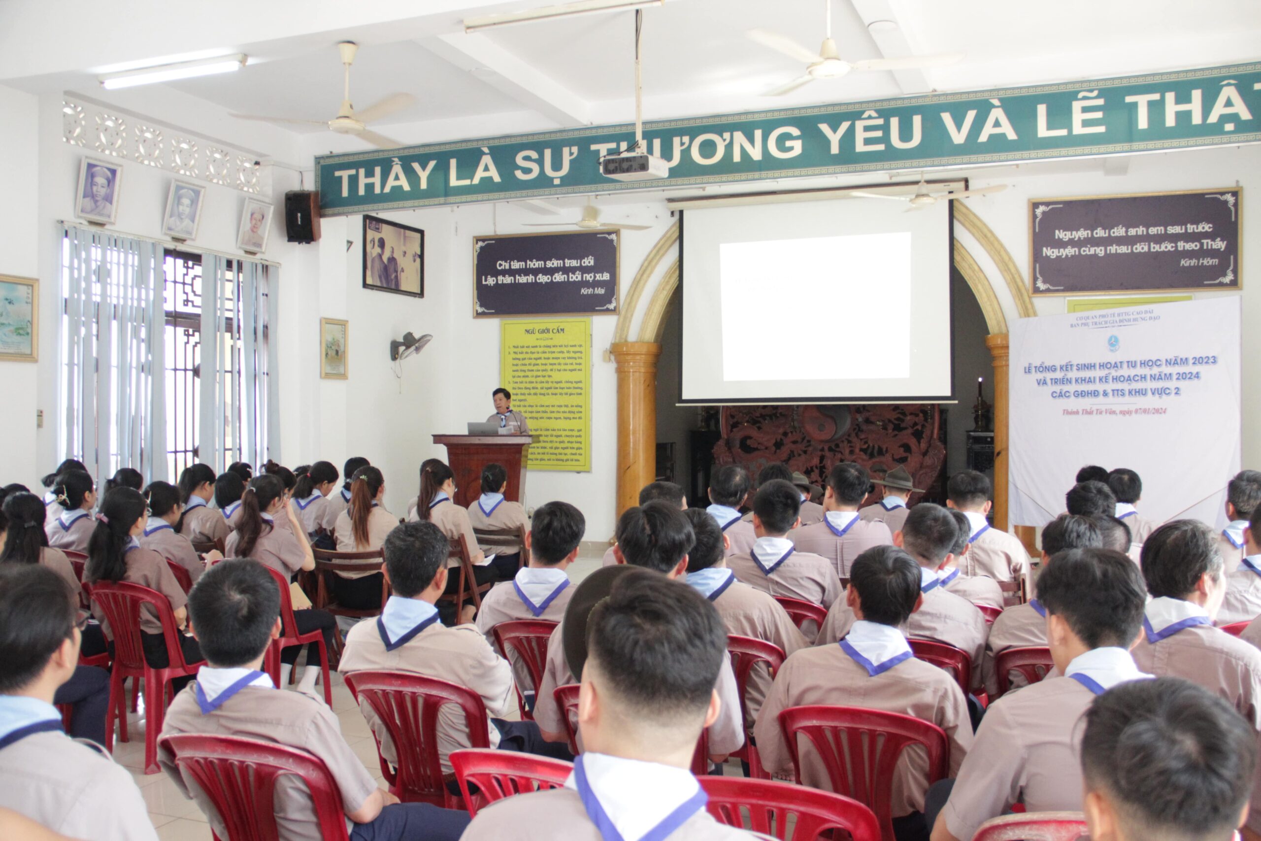 Lễ tổng kết sinh hoạt tu học năm 2023 và triển khai kế hoạch năm 2024 – ảnh 60