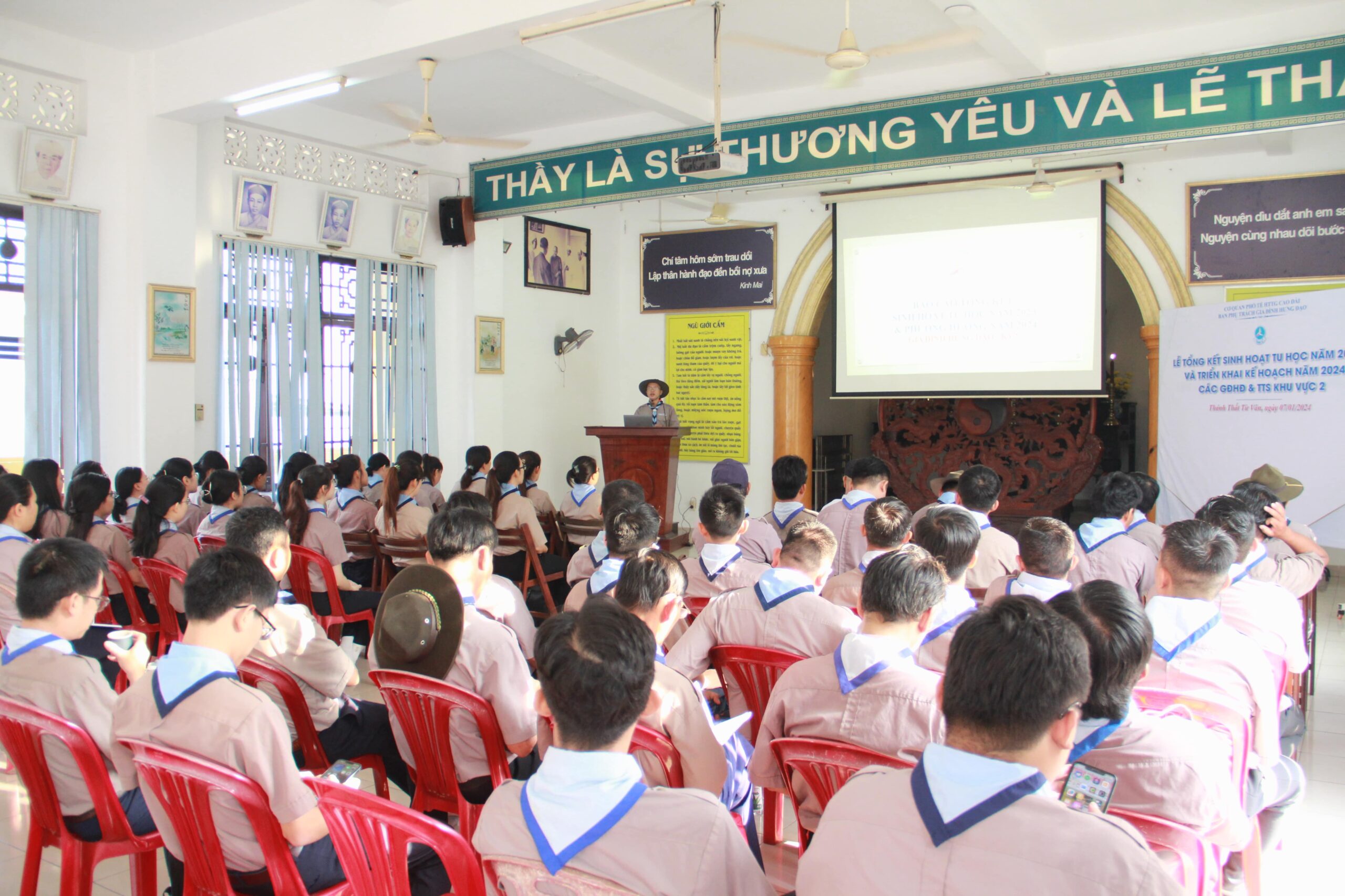 Lễ tổng kết sinh hoạt tu học năm 2023 và triển khai kế hoạch năm 2024 – ảnh 45