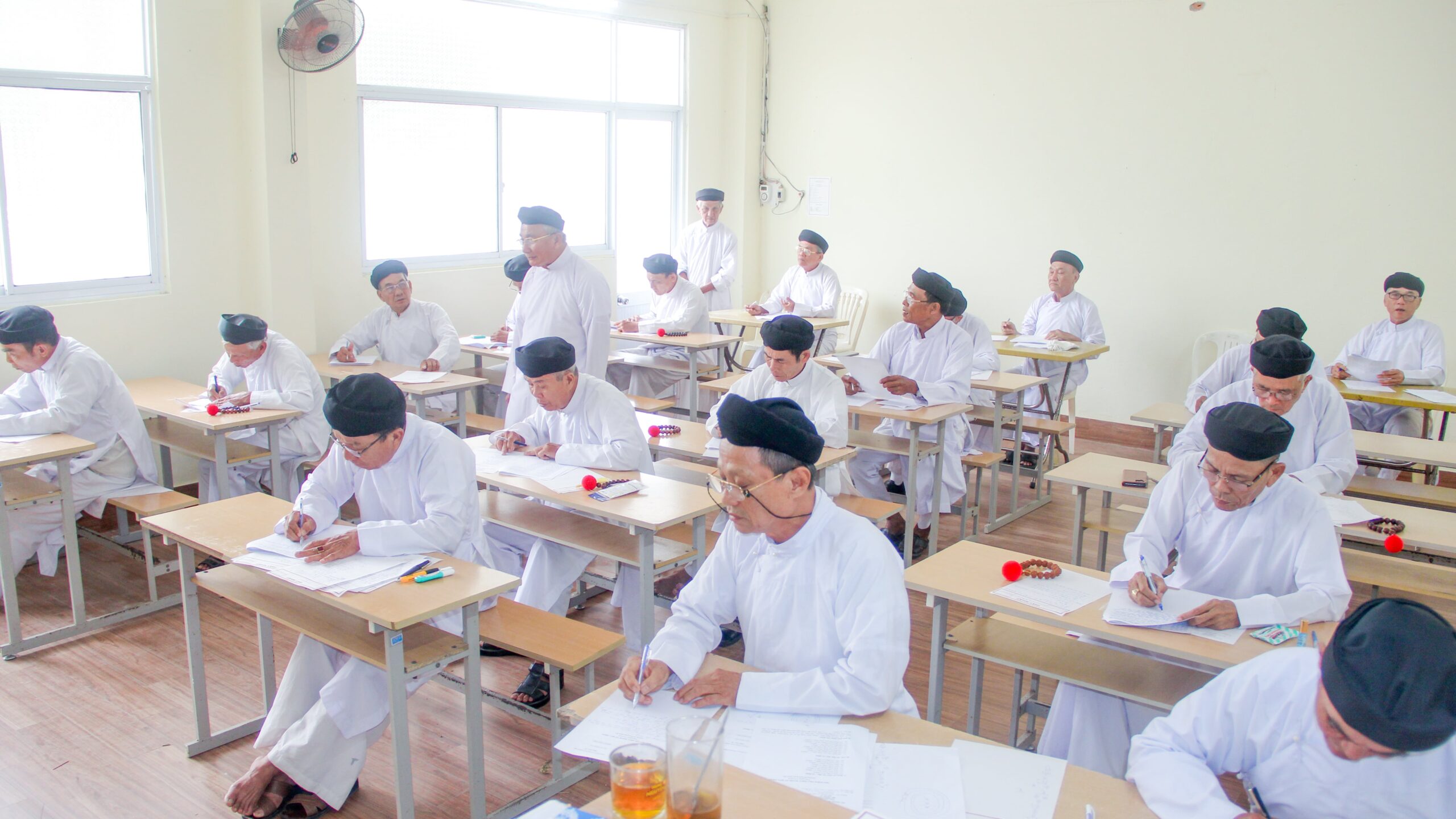 Hội Thánh tổ chức ôn kiểm Tứ Bửu pháp &amp; thọ phong sắc phái đối với khóa Lễ sanh nam năm Quý Mão – ảnh 11