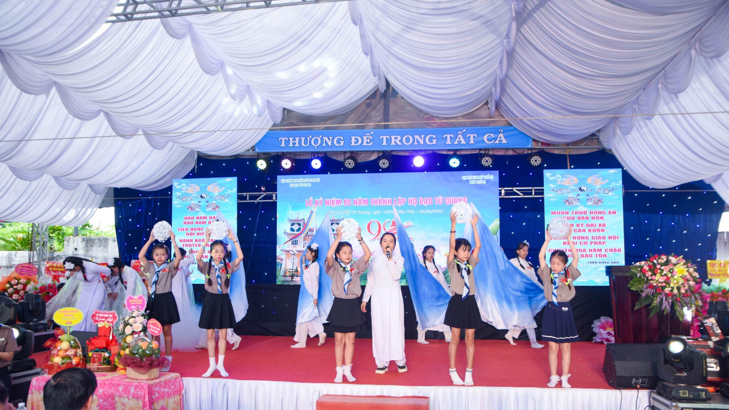 Lễ kỷ niệm 90 năm thành lập Họ đạo Từ Quang – ảnh 28