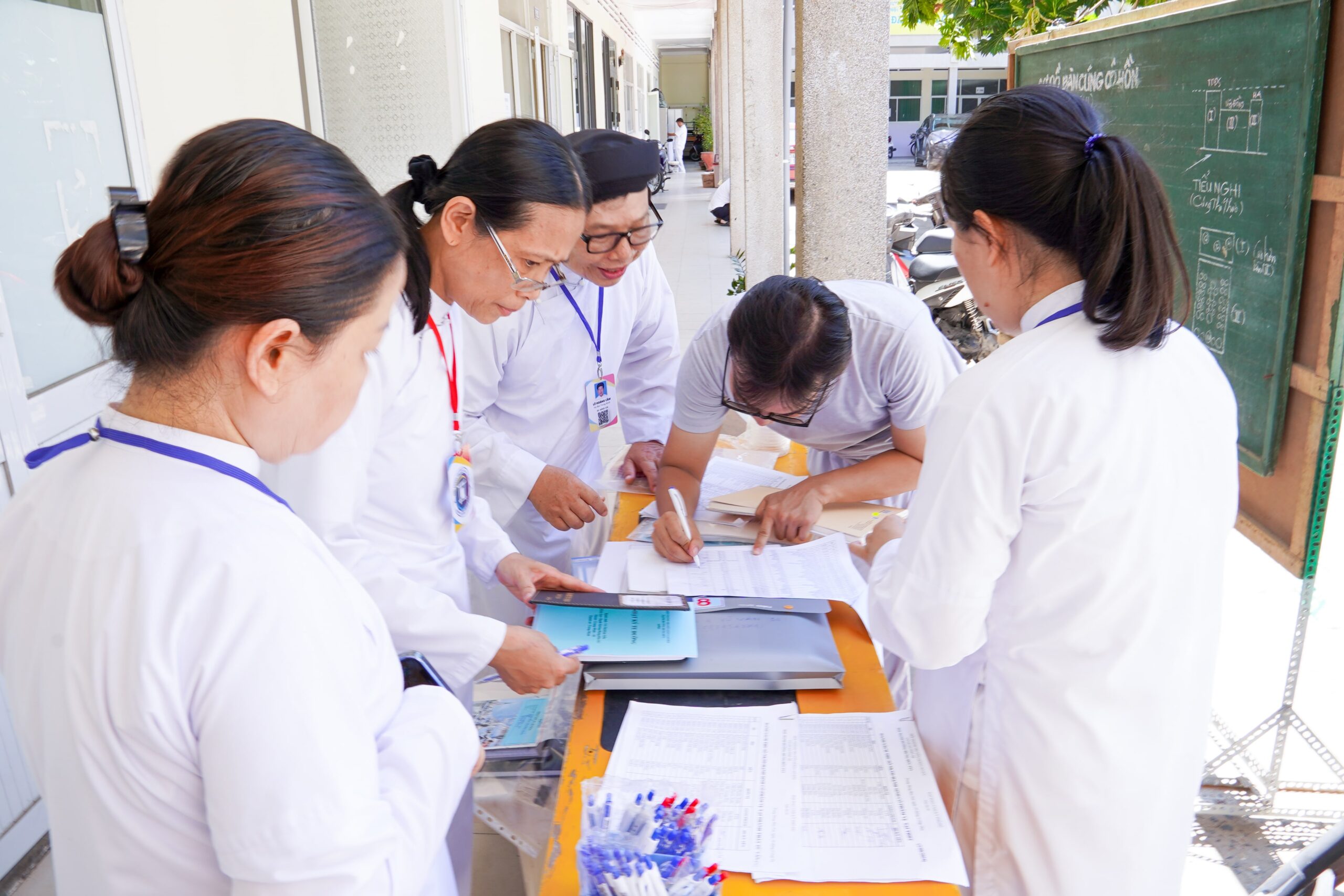 Hạnh đường Hưng Đức, hệ Phổ thông khóa 3 tổ chức kiểm tra học kỳ 2 năm thứ nhất và khai giảng năm thứ hai – ảnh 64
