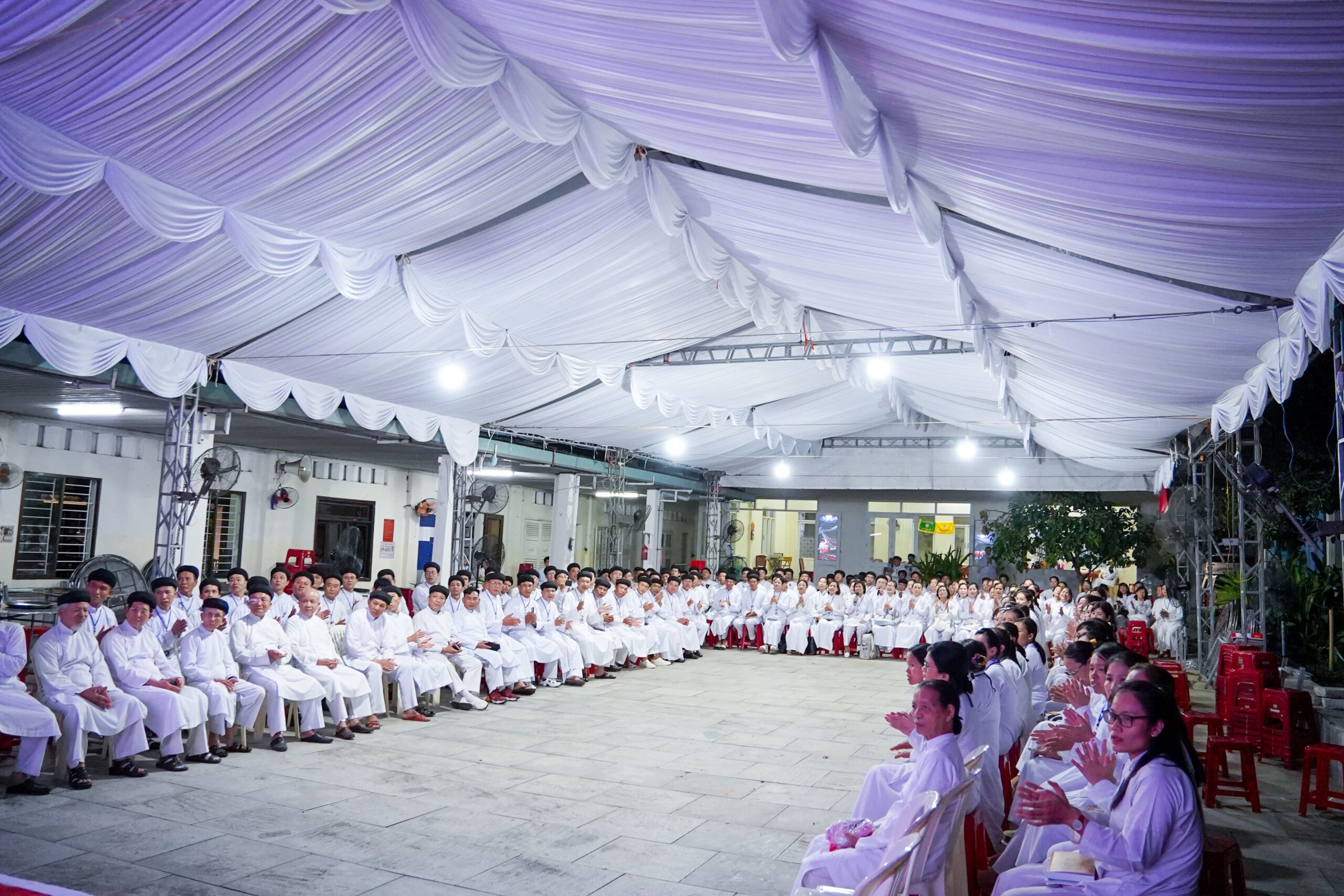 Hạnh đường Hưng Đức, hệ Phổ thông khóa 3 tổ chức kiểm tra học kỳ 2 năm thứ nhất và khai giảng năm thứ hai – ảnh 3