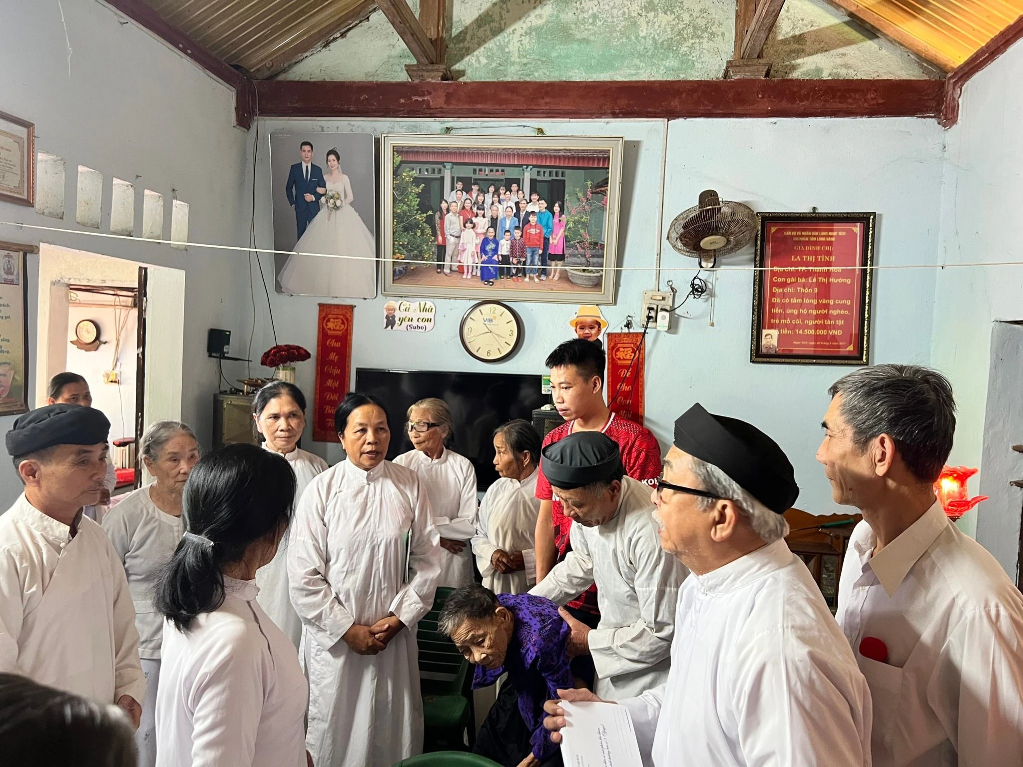 Đoàn công tác cứu trợ của Hội Thánh Truyền Giáo Cao Đài tổ chức đi cứu trợ đồng bào và thăm viếng bổn đạo tại tỉnh Thanh Hóa, hoàn thành chương trình cứu trợ đồng bào bị ảnh hưởng cơn bão số 3 (Yagi) – ảnh 13