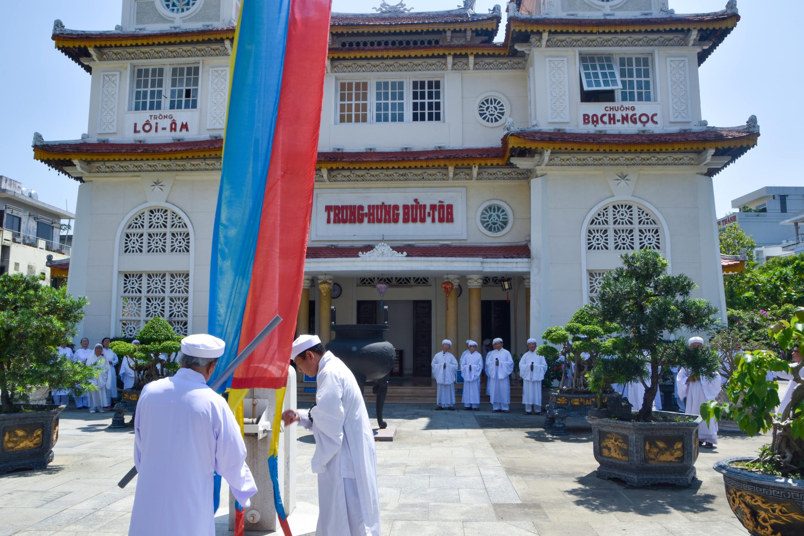 Hội Thánh dâng lễ cầu nguyện cho đoàn cứu trợ đồng bào bị ảnh hưởng cơn bão số 3 tại Lào Cai – ảnh 16