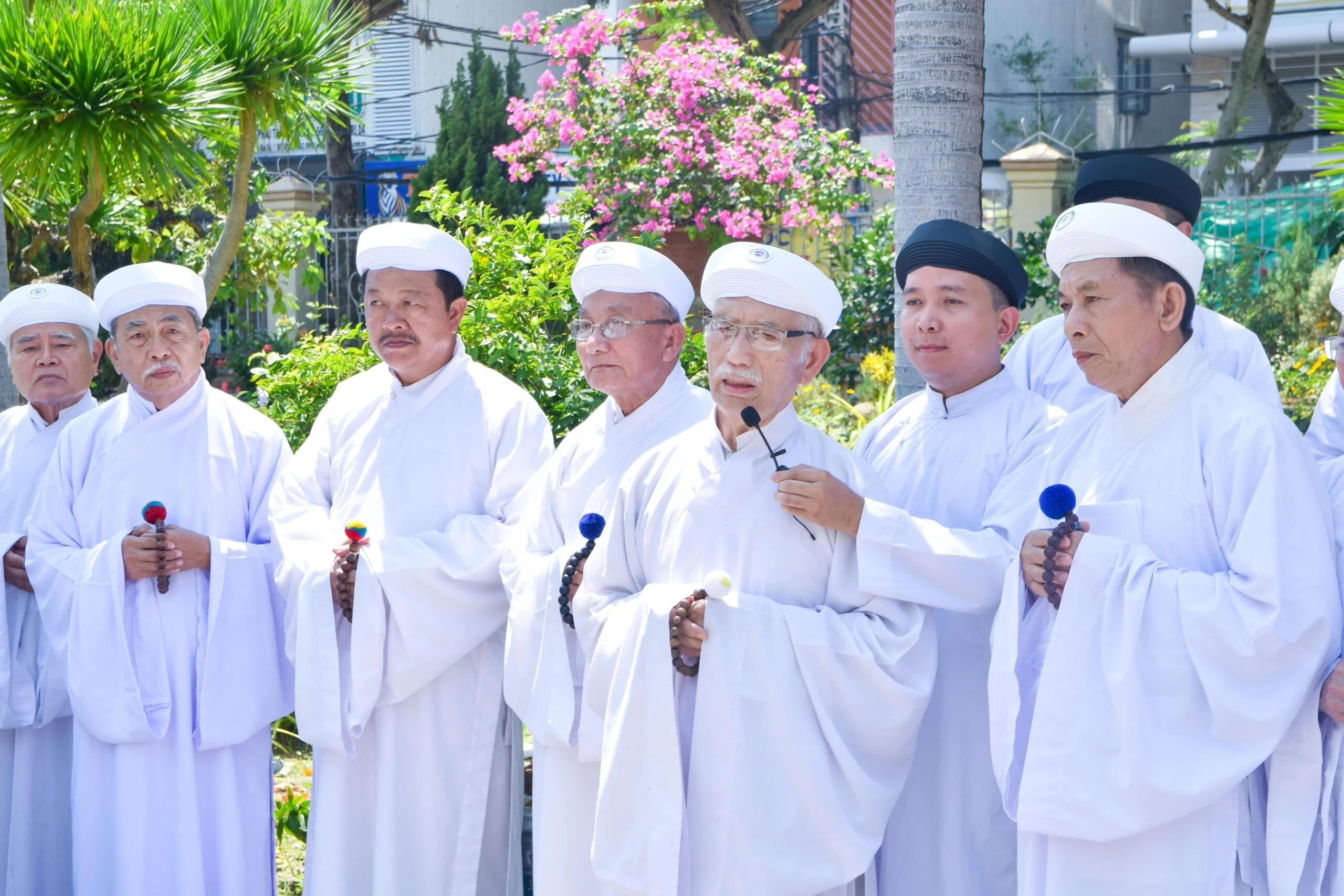 Hội Thánh dâng lễ cầu nguyện cho đoàn cứu trợ đồng bào bị ảnh hưởng cơn bão số 3 tại Lào Cai – ảnh 19