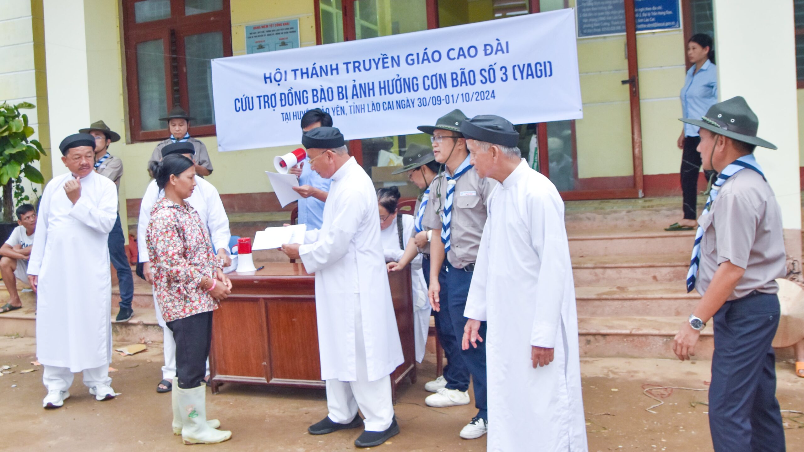 Hội Thánh Truyền Giáo Cao Đài thực hiện chuyến thiện nguyện hỗ trợ đồng bào miền Bắc bị bão lũ. – ảnh 18