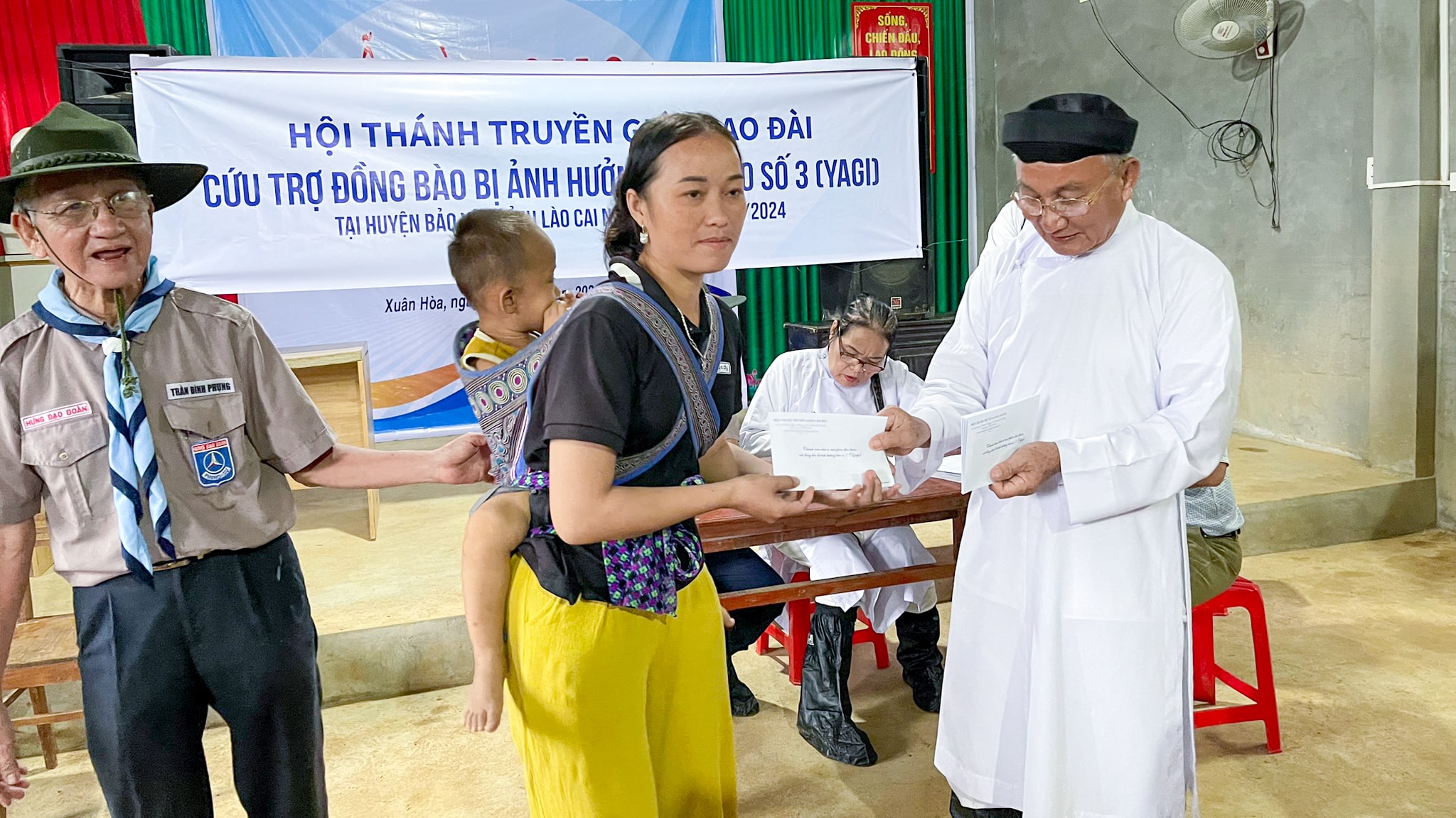 HỘI THÁNH TRUYỀN GIÁO CAO ĐÀI THỰC HIỆN CHUYẾN THIỆN NGUYỆN HỖ TRỢ ĐỒNG BÀO MIỀN BẮC BỊ BÃO LŨ (Cập nhật ngày thứ hai – 29/08 Giáp Thìn, 01/10/2024) – ảnh 54