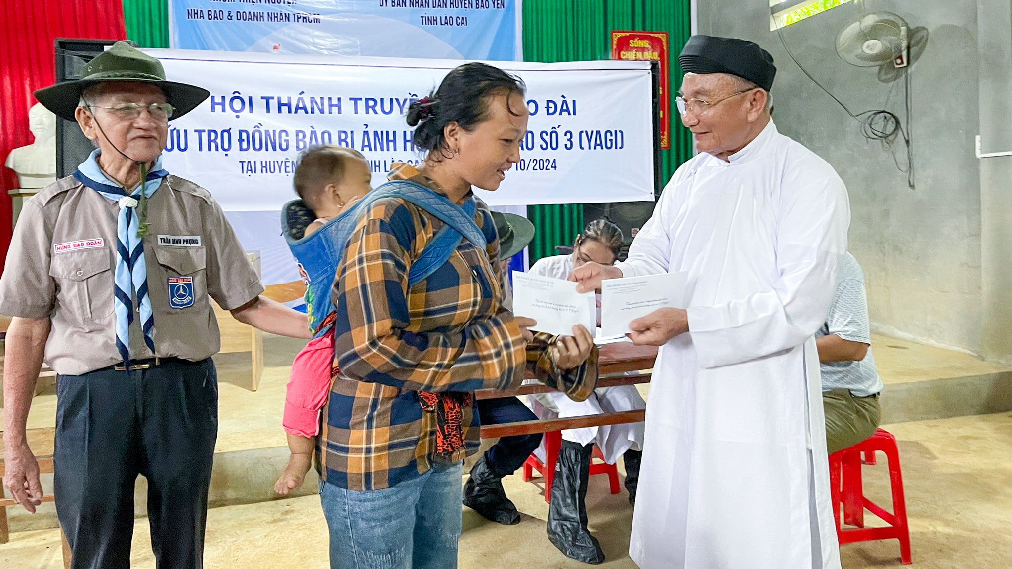 HỘI THÁNH TRUYỀN GIÁO CAO ĐÀI THỰC HIỆN CHUYẾN THIỆN NGUYỆN HỖ TRỢ ĐỒNG BÀO MIỀN BẮC BỊ BÃO LŨ (Cập nhật ngày thứ hai – 29/08 Giáp Thìn, 01/10/2024) – ảnh 55