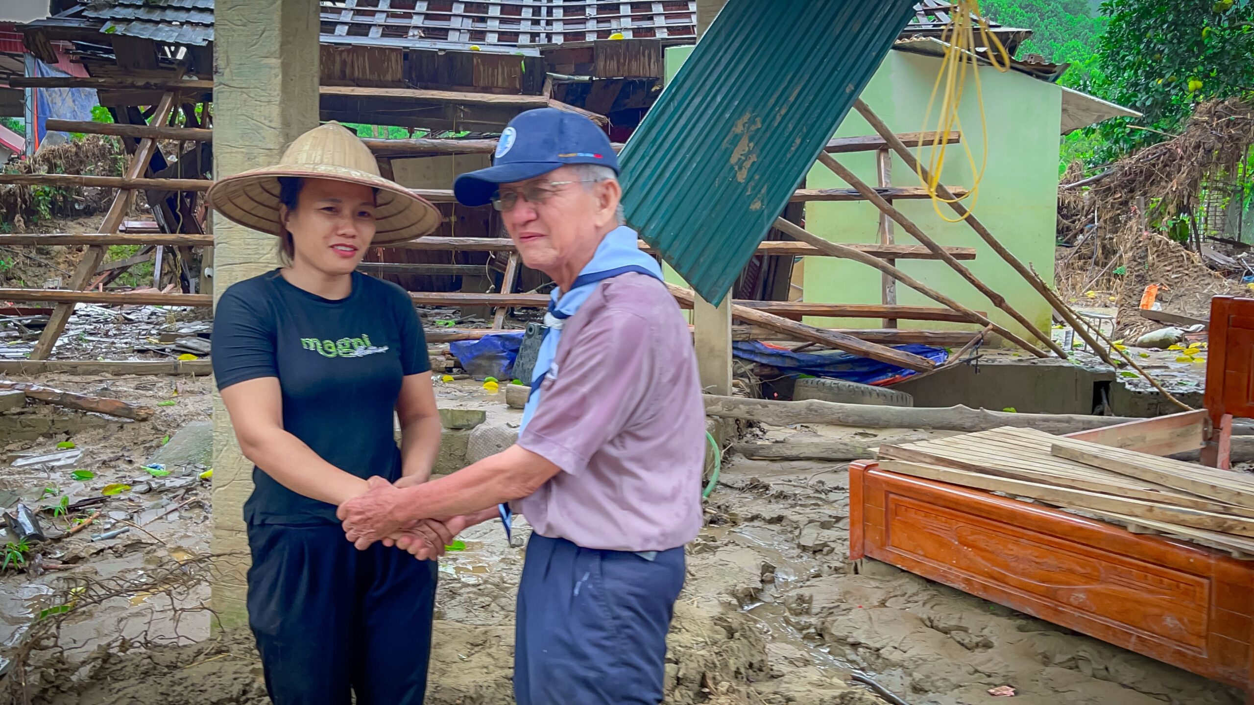HỘI THÁNH TRUYỀN GIÁO CAO ĐÀI THỰC HIỆN CHUYẾN THIỆN NGUYỆN HỖ TRỢ ĐỒNG BÀO MIỀN BẮC BỊ BÃO LŨ (Cập nhật ngày thứ hai – 29/08 Giáp Thìn, 01/10/2024) – ảnh 62