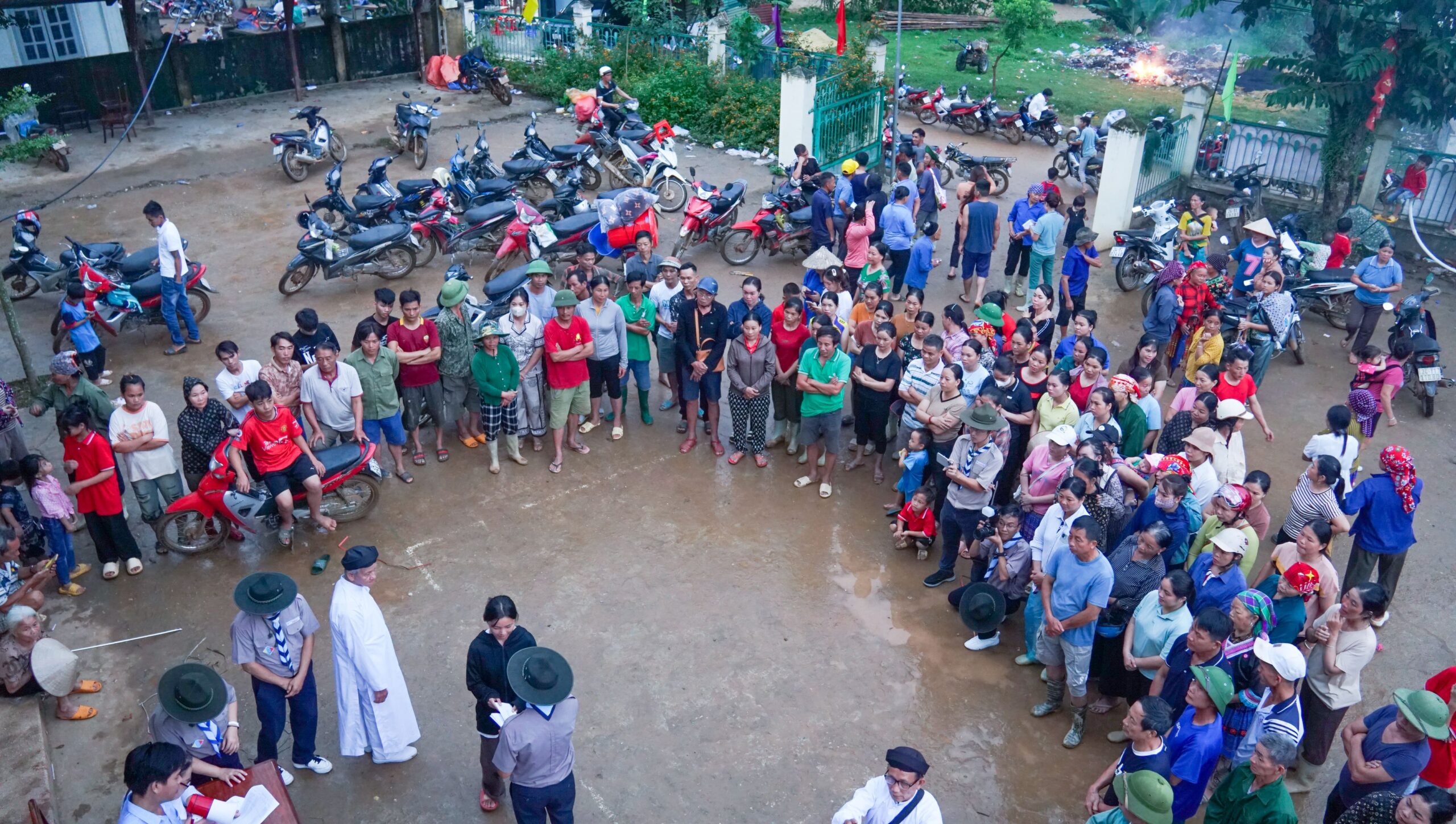 Hội Thánh Truyền Giáo Cao Đài thực hiện chuyến thiện nguyện hỗ trợ đồng bào miền Bắc bị bão lũ. – ảnh 6