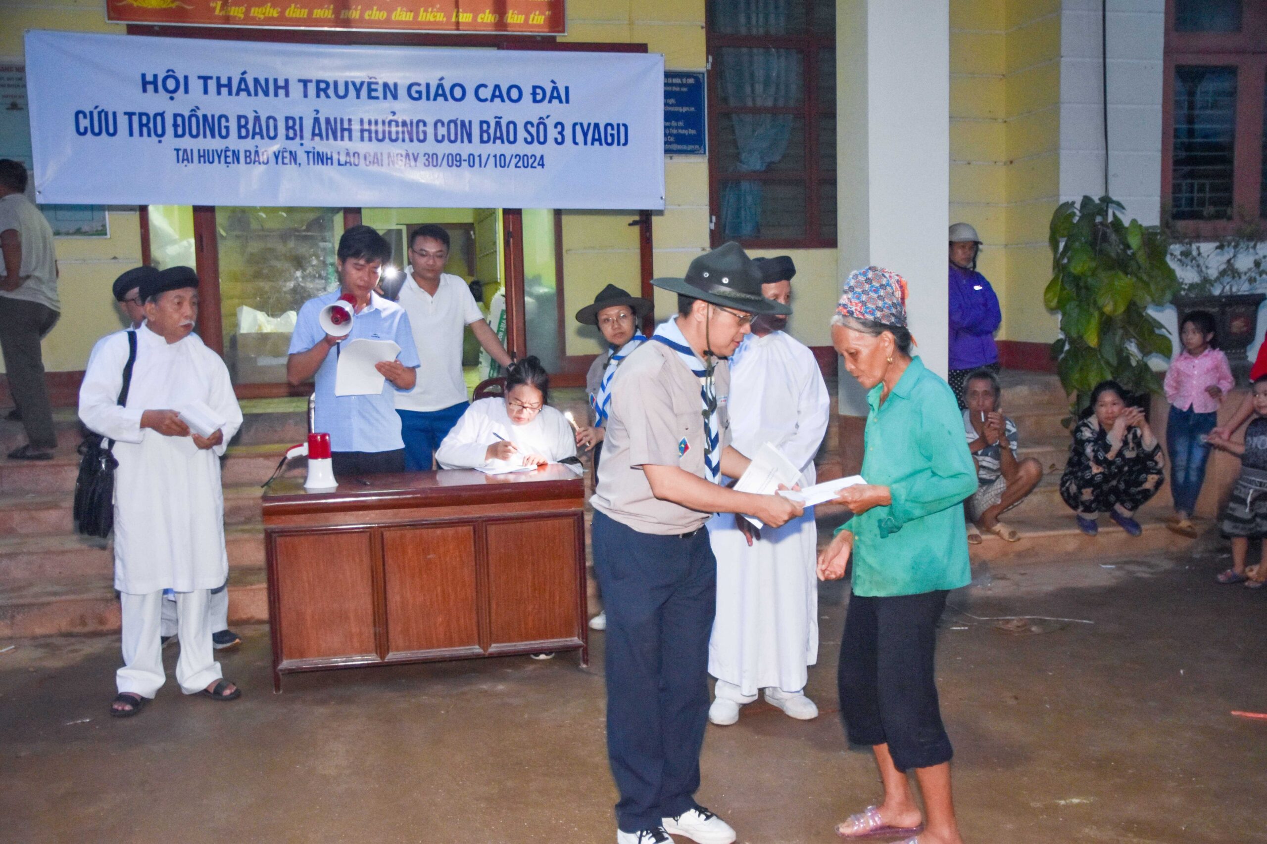 Hội Thánh Truyền Giáo Cao Đài thực hiện chuyến thiện nguyện hỗ trợ đồng bào miền Bắc bị bão lũ. – ảnh 26