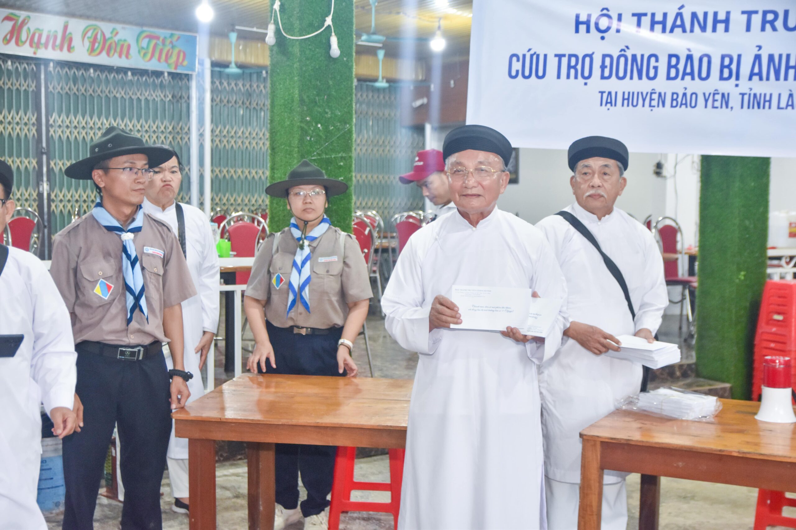 Hội Thánh Truyền Giáo Cao Đài thực hiện chuyến thiện nguyện hỗ trợ đồng bào miền Bắc bị bão lũ. – ảnh 9