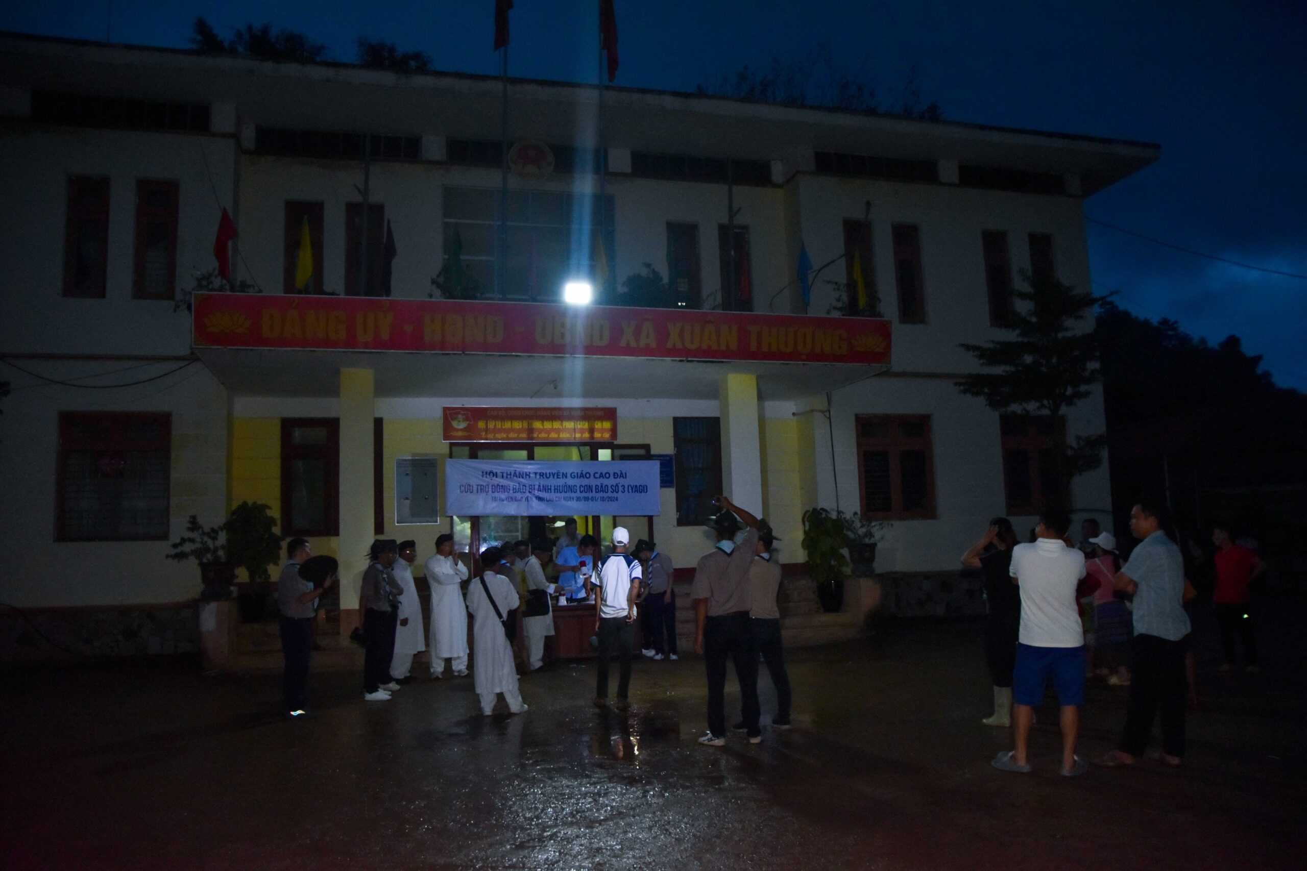 Hội Thánh Truyền Giáo Cao Đài thực hiện chuyến thiện nguyện hỗ trợ đồng bào miền Bắc bị bão lũ. – ảnh 31