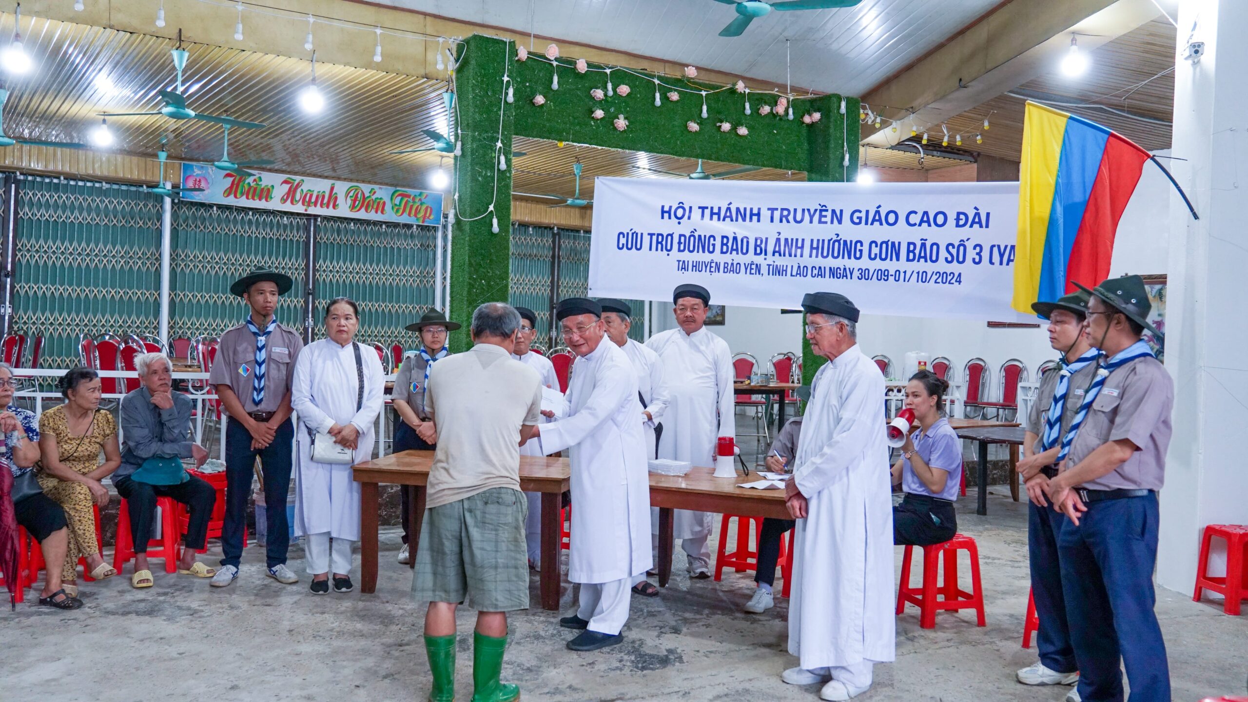 Hội Thánh Truyền Giáo Cao Đài thực hiện chuyến thiện nguyện hỗ trợ đồng bào miền Bắc bị bão lũ. – ảnh 37