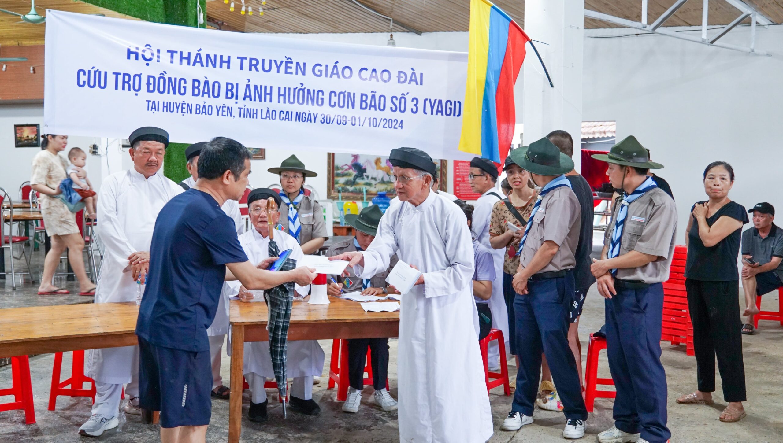 Hội Thánh Truyền Giáo Cao Đài thực hiện chuyến thiện nguyện hỗ trợ đồng bào miền Bắc bị bão lũ. – ảnh 42