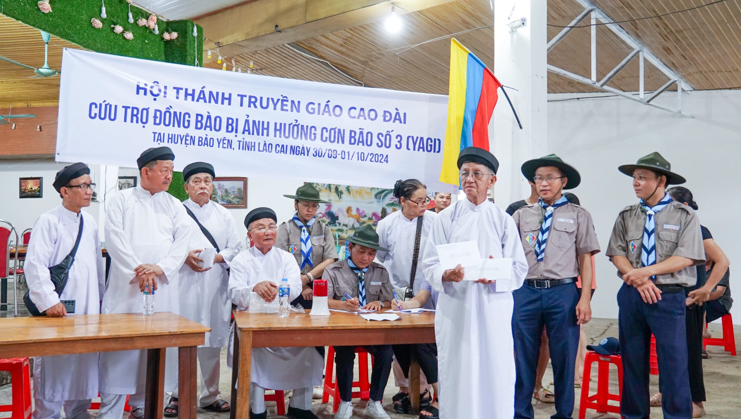 Hội Thánh Truyền Giáo Cao Đài thực hiện chuyến thiện nguyện hỗ trợ đồng bào miền Bắc bị bão lũ. – ảnh 44