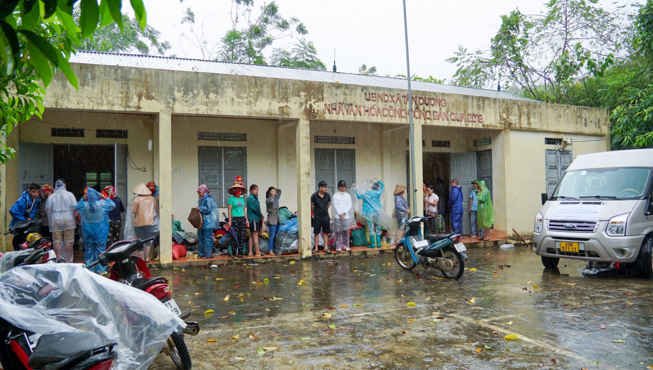 HỘI THÁNH TRUYỀN GIÁO CAO ĐÀI THỰC HIỆN CHUYẾN THIỆN NGUYỆN HỖ TRỢ ĐỒNG BÀO MIỀN BẮC BỊ BÃO LŨ (Cập nhật ngày thứ hai – 29/08 Giáp Thìn, 01/10/2024) – ảnh 8