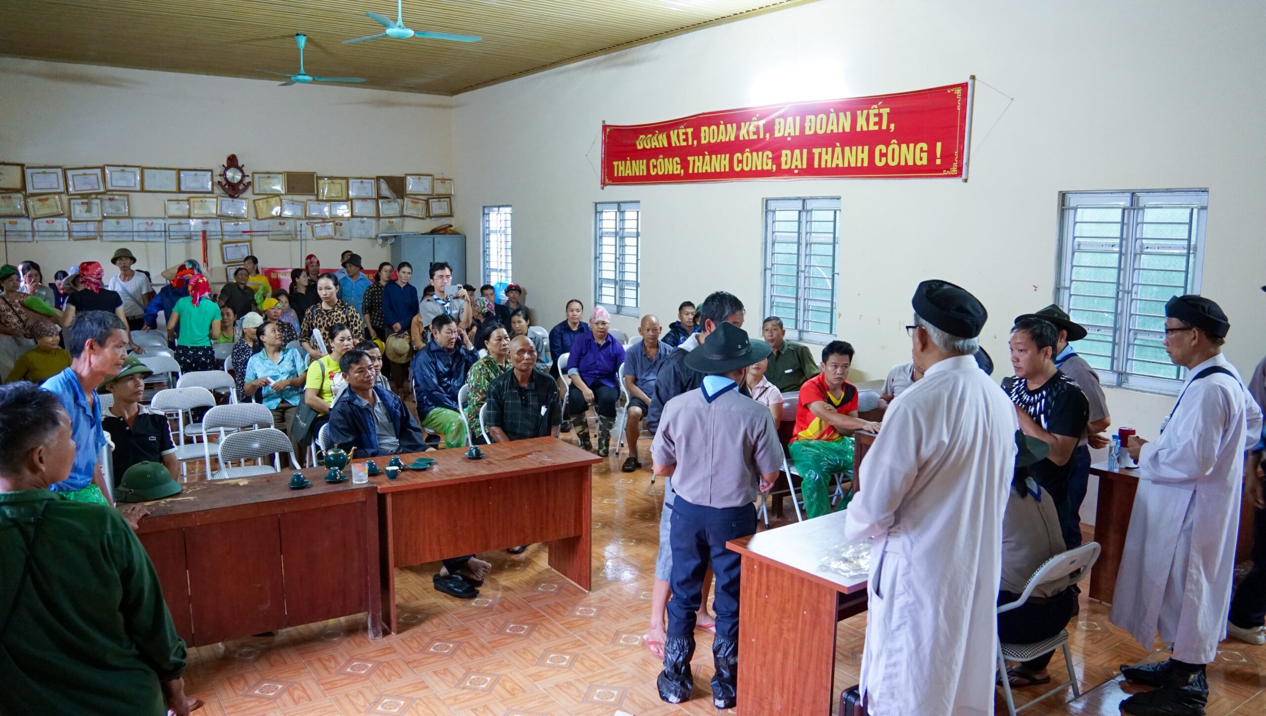 HỘI THÁNH TRUYỀN GIÁO CAO ĐÀI THỰC HIỆN CHUYẾN THIỆN NGUYỆN HỖ TRỢ ĐỒNG BÀO MIỀN BẮC BỊ BÃO LŨ (Cập nhật ngày thứ hai – 29/08 Giáp Thìn, 01/10/2024) – ảnh 16