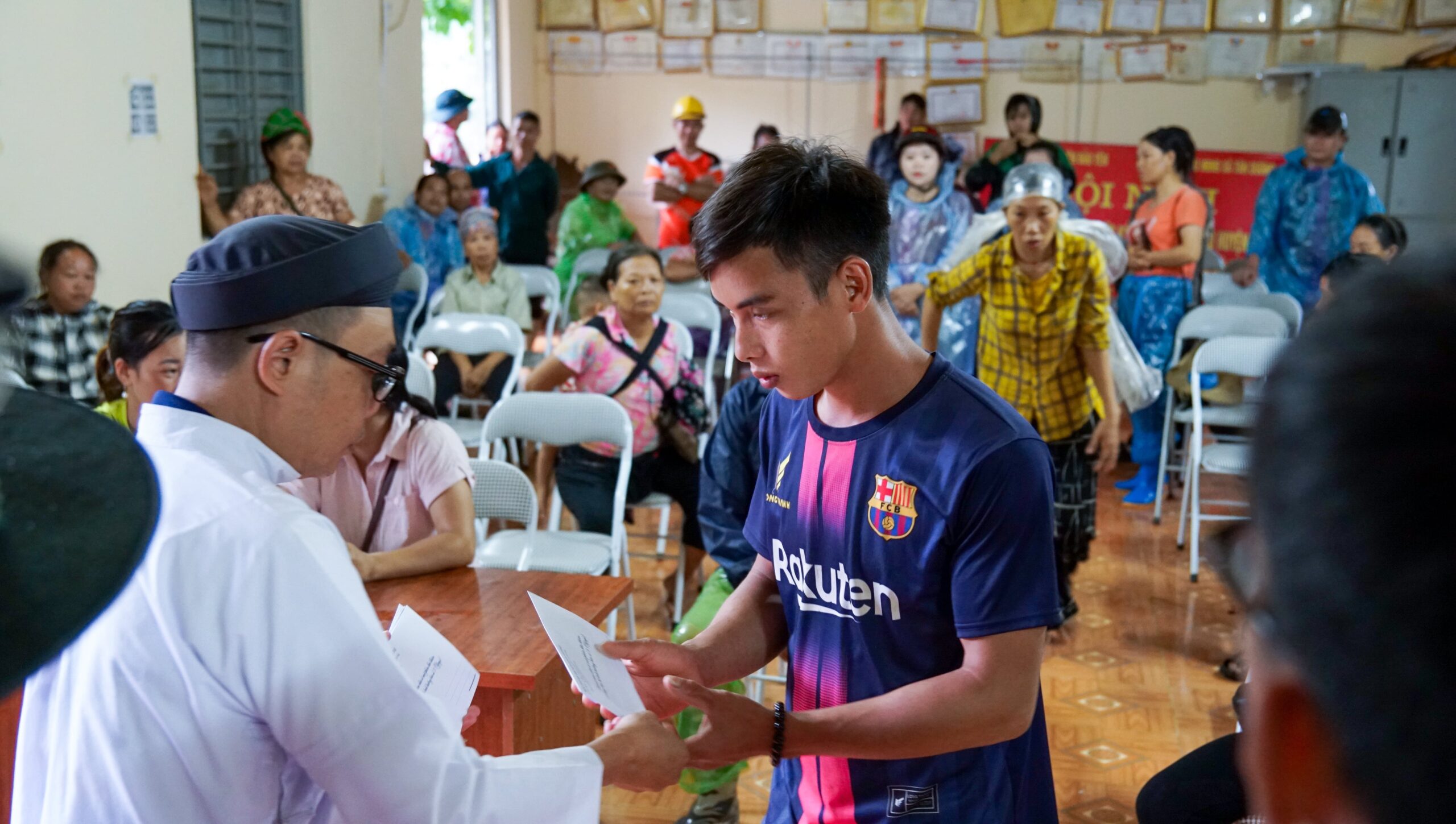 HỘI THÁNH TRUYỀN GIÁO CAO ĐÀI THỰC HIỆN CHUYẾN THIỆN NGUYỆN HỖ TRỢ ĐỒNG BÀO MIỀN BẮC BỊ BÃO LŨ (Cập nhật ngày thứ hai – 29/08 Giáp Thìn, 01/10/2024) – ảnh 19