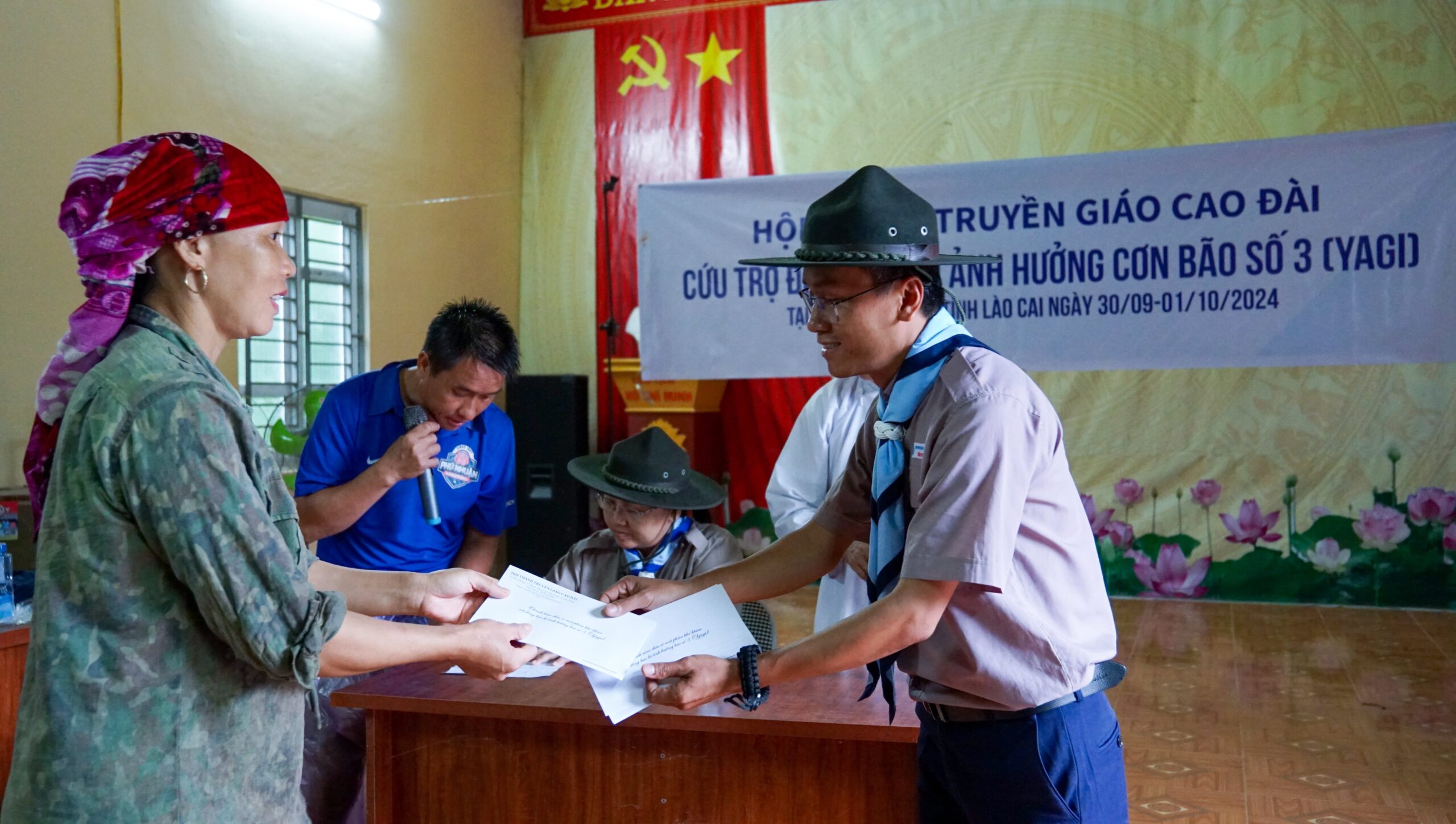 HỘI THÁNH TRUYỀN GIÁO CAO ĐÀI THỰC HIỆN CHUYẾN THIỆN NGUYỆN HỖ TRỢ ĐỒNG BÀO MIỀN BẮC BỊ BÃO LŨ (Cập nhật ngày thứ hai – 29/08 Giáp Thìn, 01/10/2024) – ảnh 22