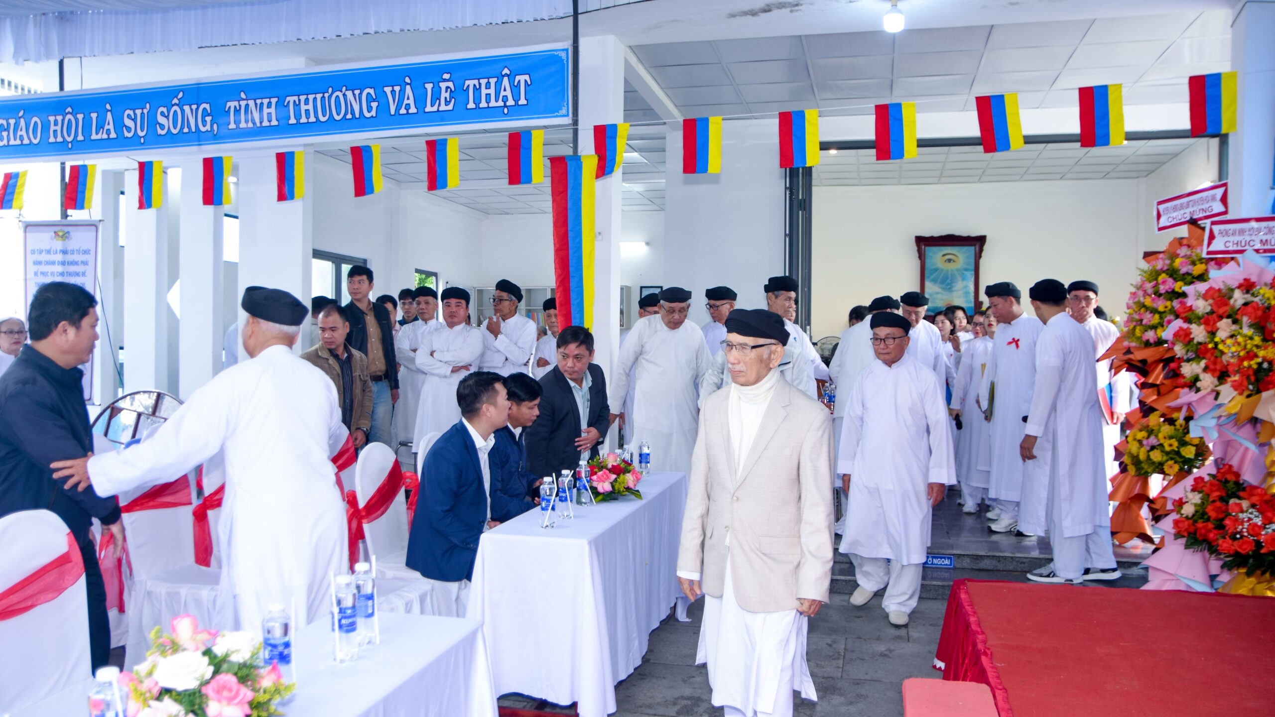 Lễ ra mắt điểm sinh hoạt tôn giáo tập trung Trung Hòa Thành – ảnh 7
