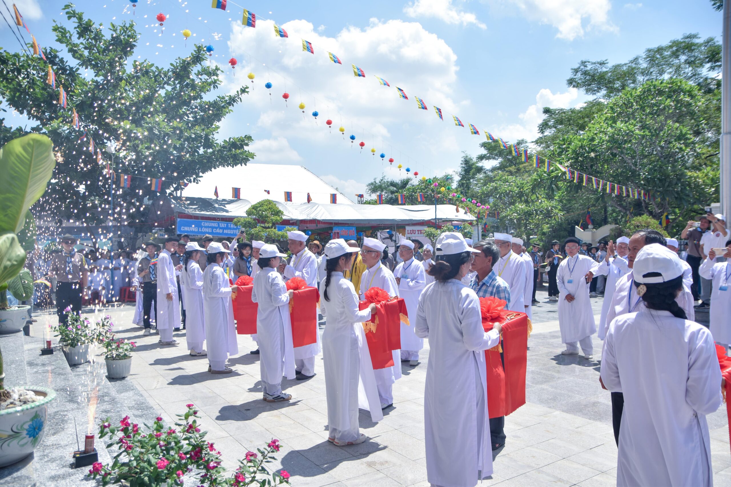Lễ khánh thành Thánh thất Trung Tâm – ảnh 54