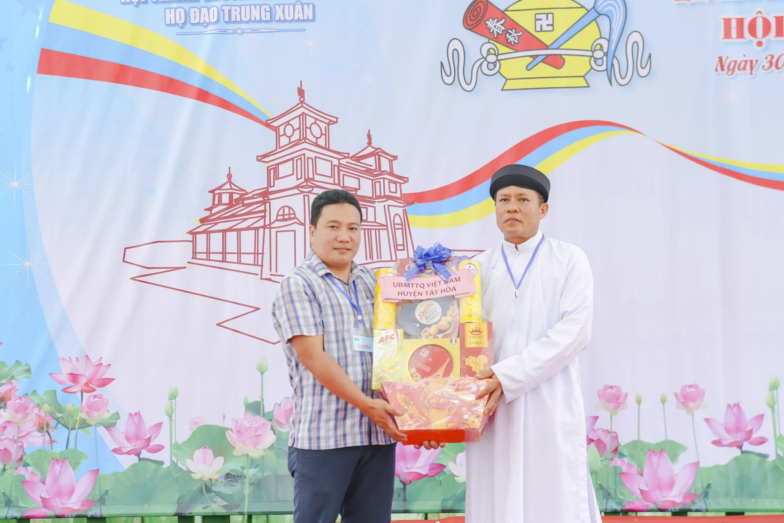 Lễ ra mắt Họ đạo Trung Xuân và Hội Nhân sinh lần I – ảnh 44