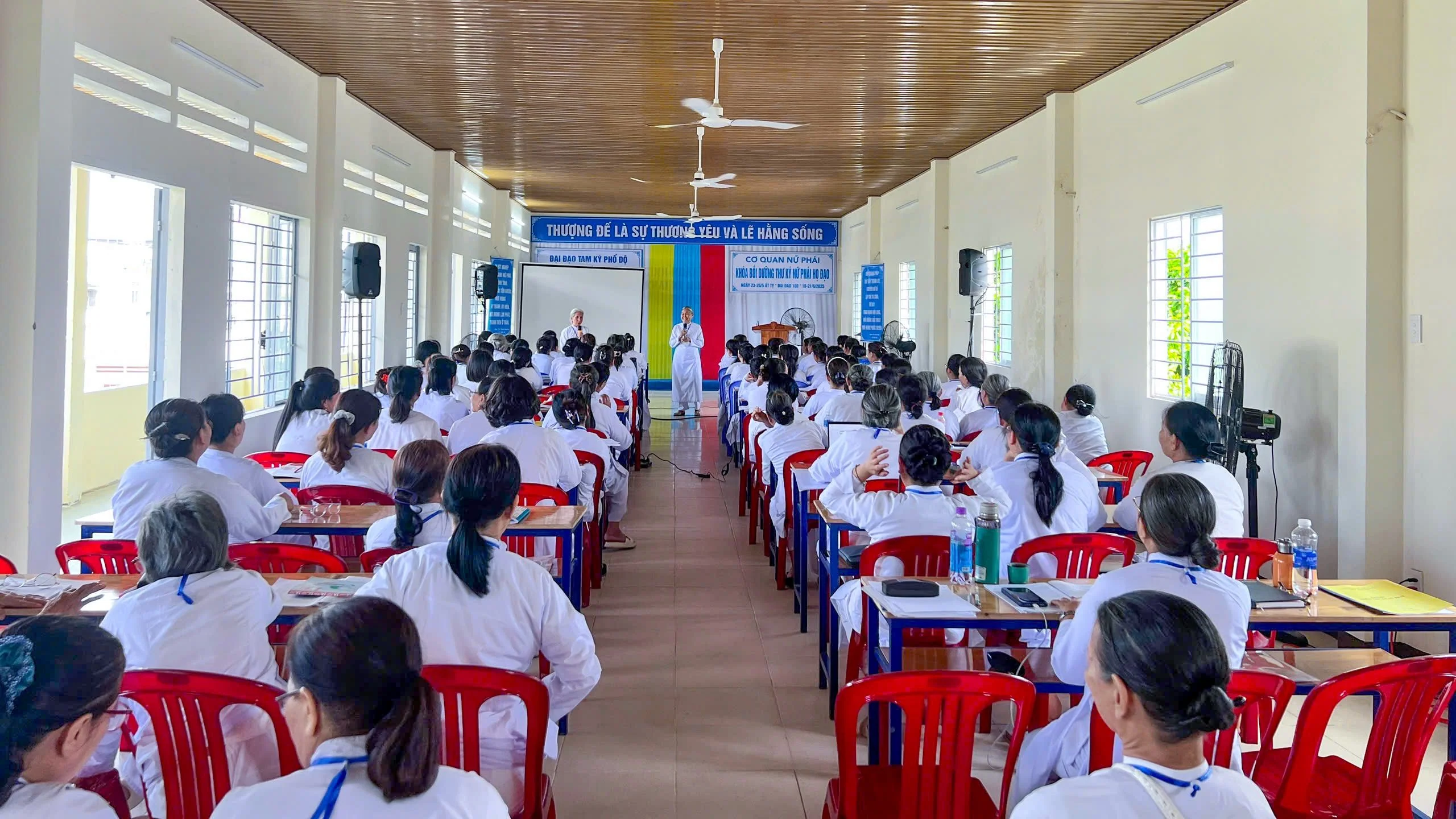 Khóa bồi dưỡng thư ký nữ phái các Họ đạo, Cơ sở đạo, Điểm sinh hoạt tôn giáo tập trung – ảnh 17