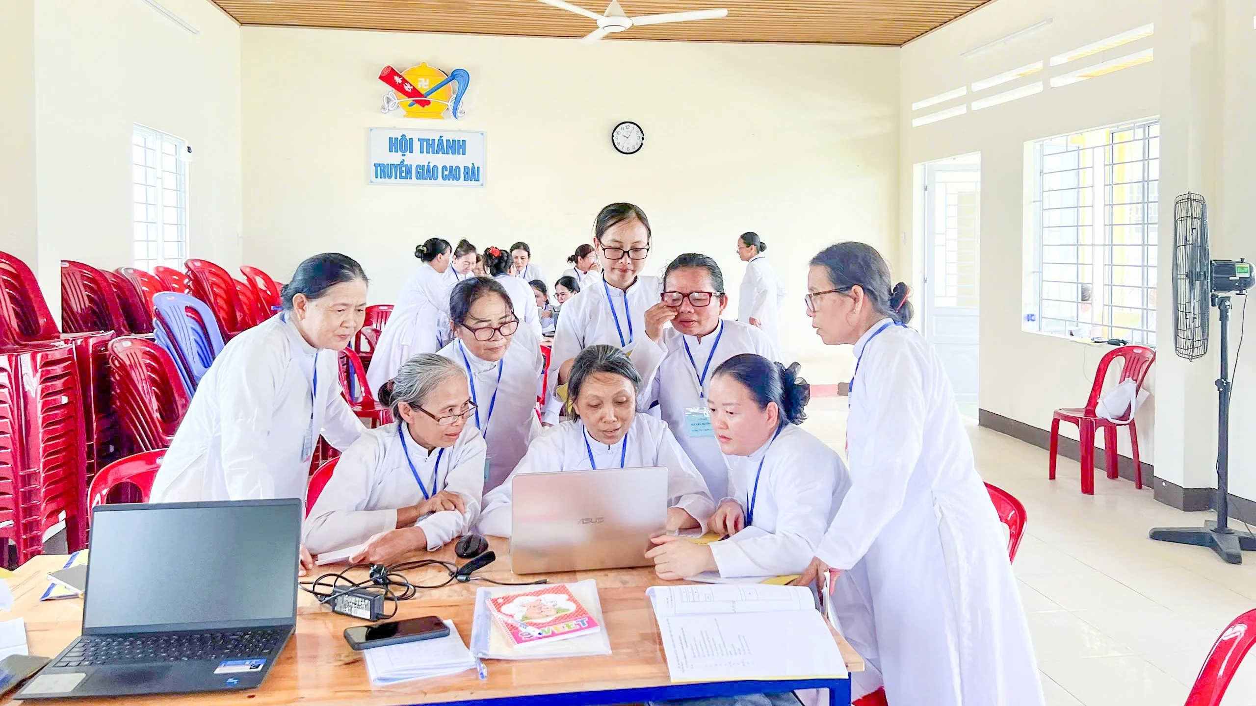 Khóa bồi dưỡng thư ký nữ phái các Họ đạo, Cơ sở đạo, Điểm sinh hoạt tôn giáo tập trung – ảnh 18