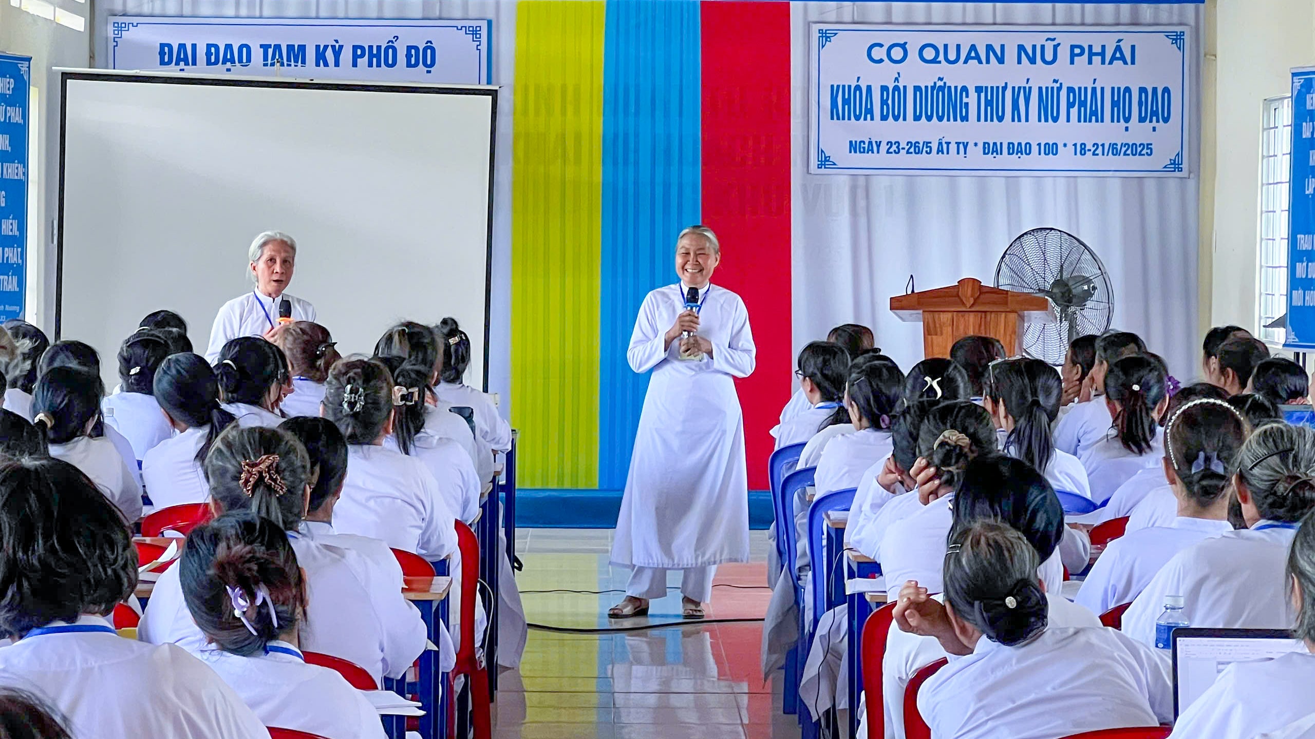 Khóa bồi dưỡng thư ký nữ phái các Họ đạo, Cơ sở đạo, Điểm sinh hoạt tôn giáo tập trung – ảnh 4