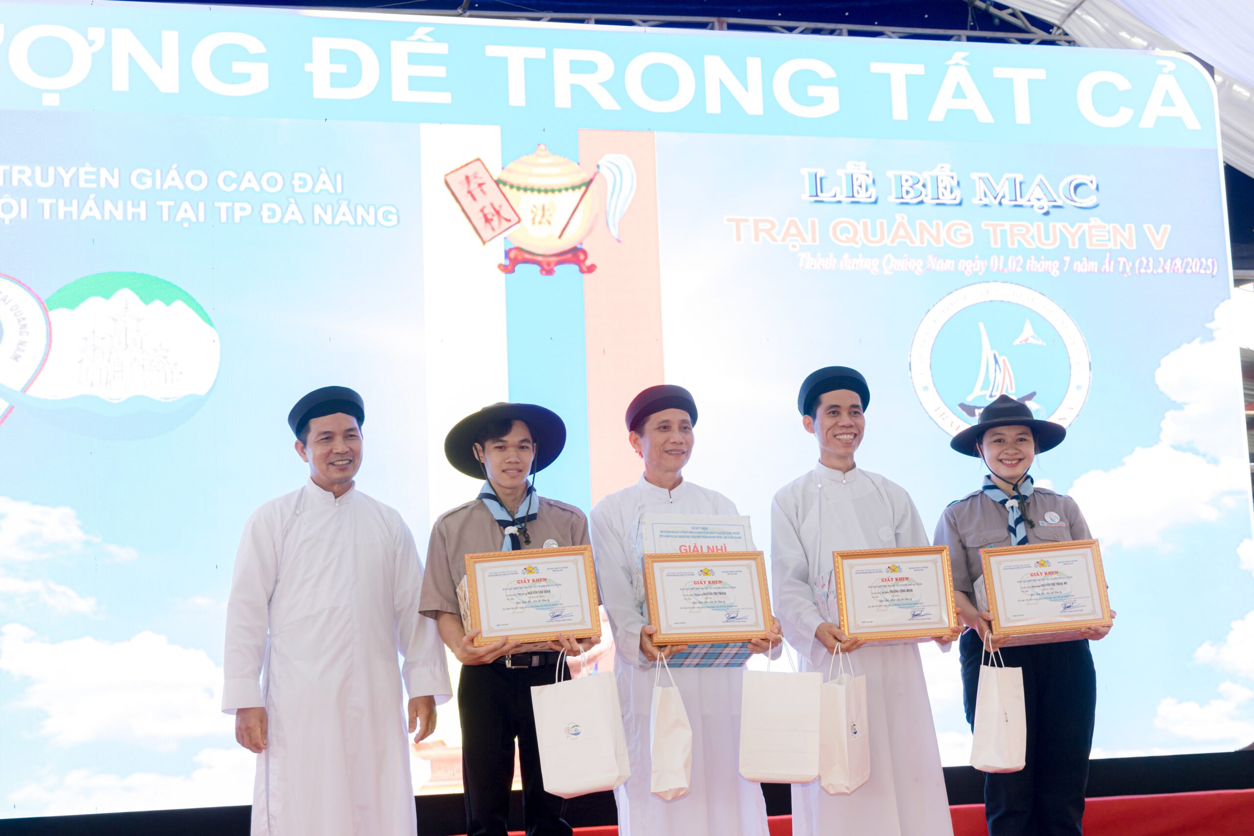 Lễ kỷ niệm 90 năm công khai đạo Cao Đài tại Quảng Nam, 55 năm khánh thành Thánh Đường Quảng Nam – ảnh 24