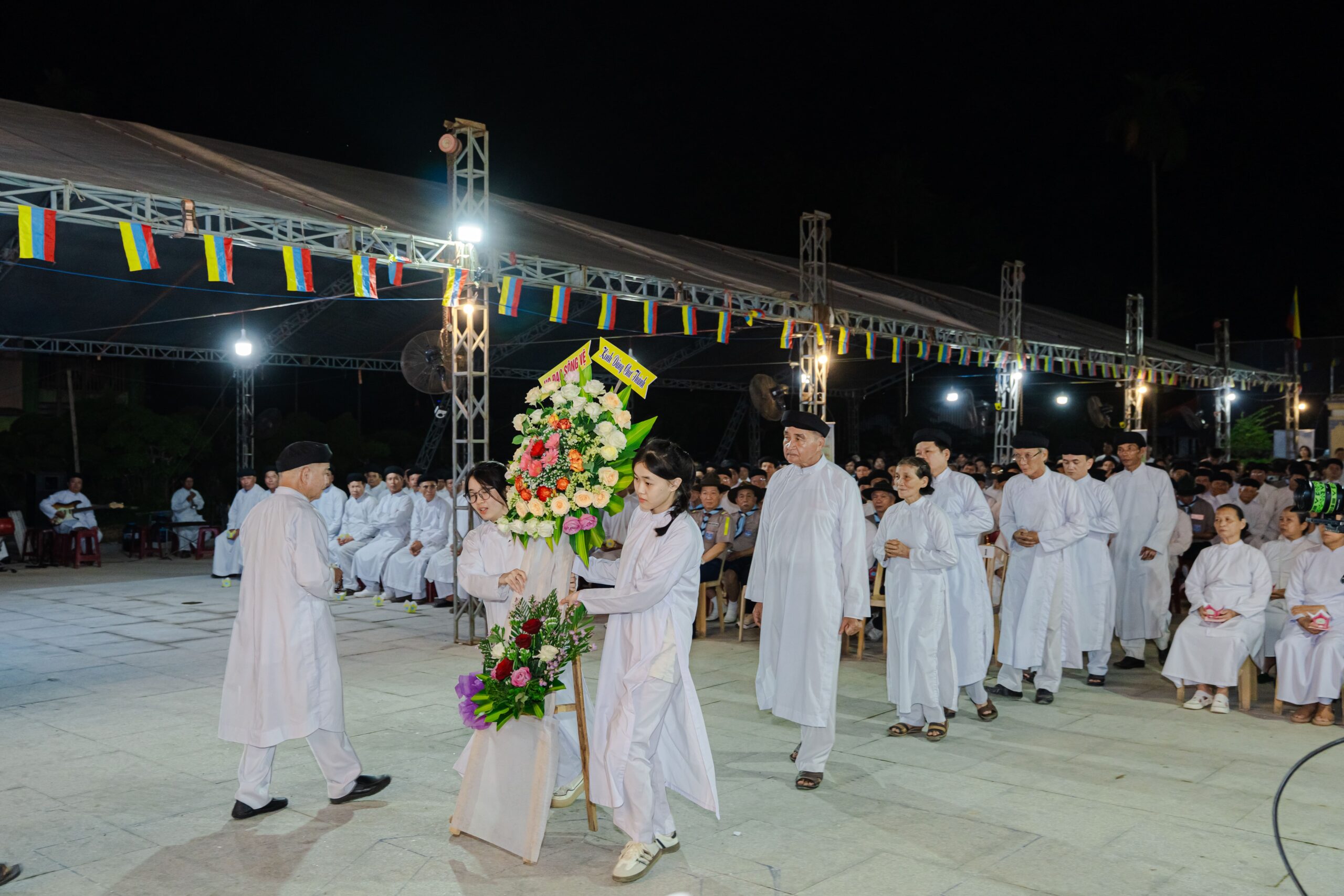 Lễ an vị ngôi Báo Ân Từ Linh Tháp và chương trình hồi hướng, kỷ niệm Chư Thánh Tông Đồ – ảnh 26