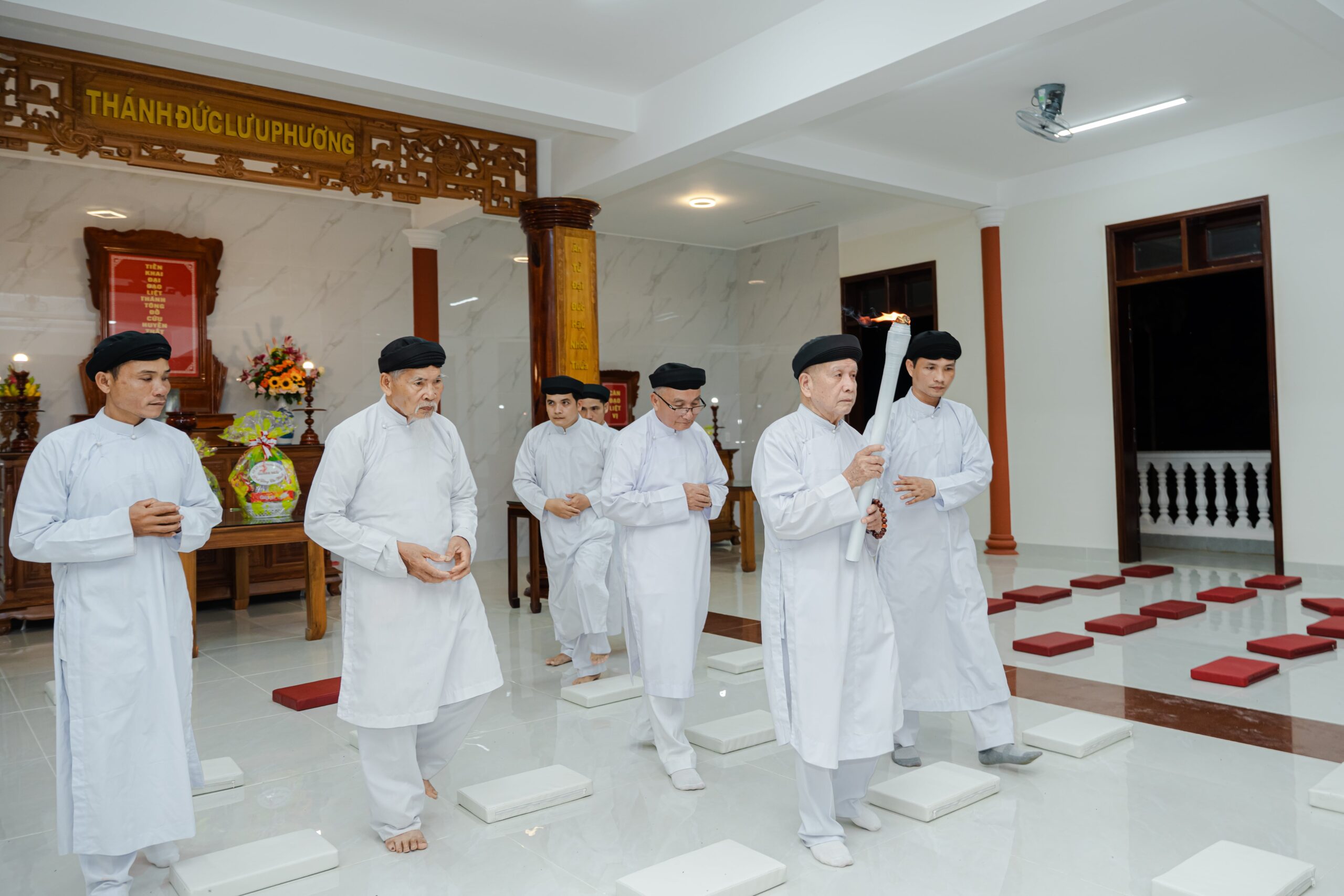 Lễ an vị ngôi Báo Ân Từ Linh Tháp và chương trình hồi hướng, kỷ niệm Chư Thánh Tông Đồ – ảnh 22