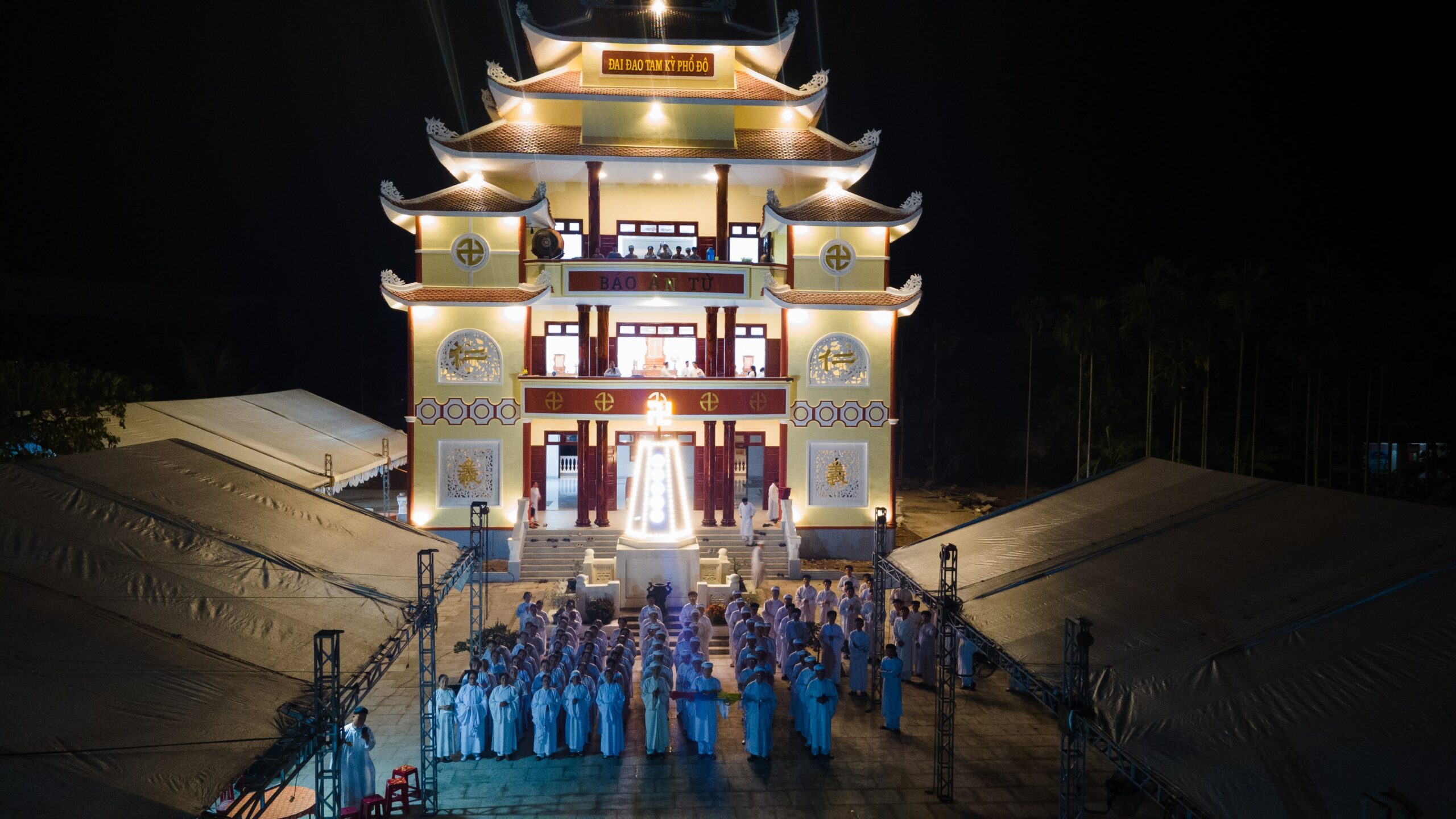 Lễ an vị ngôi Báo Ân Từ Linh Tháp và chương trình hồi hướng, kỷ niệm Chư Thánh Tông Đồ – ảnh 14