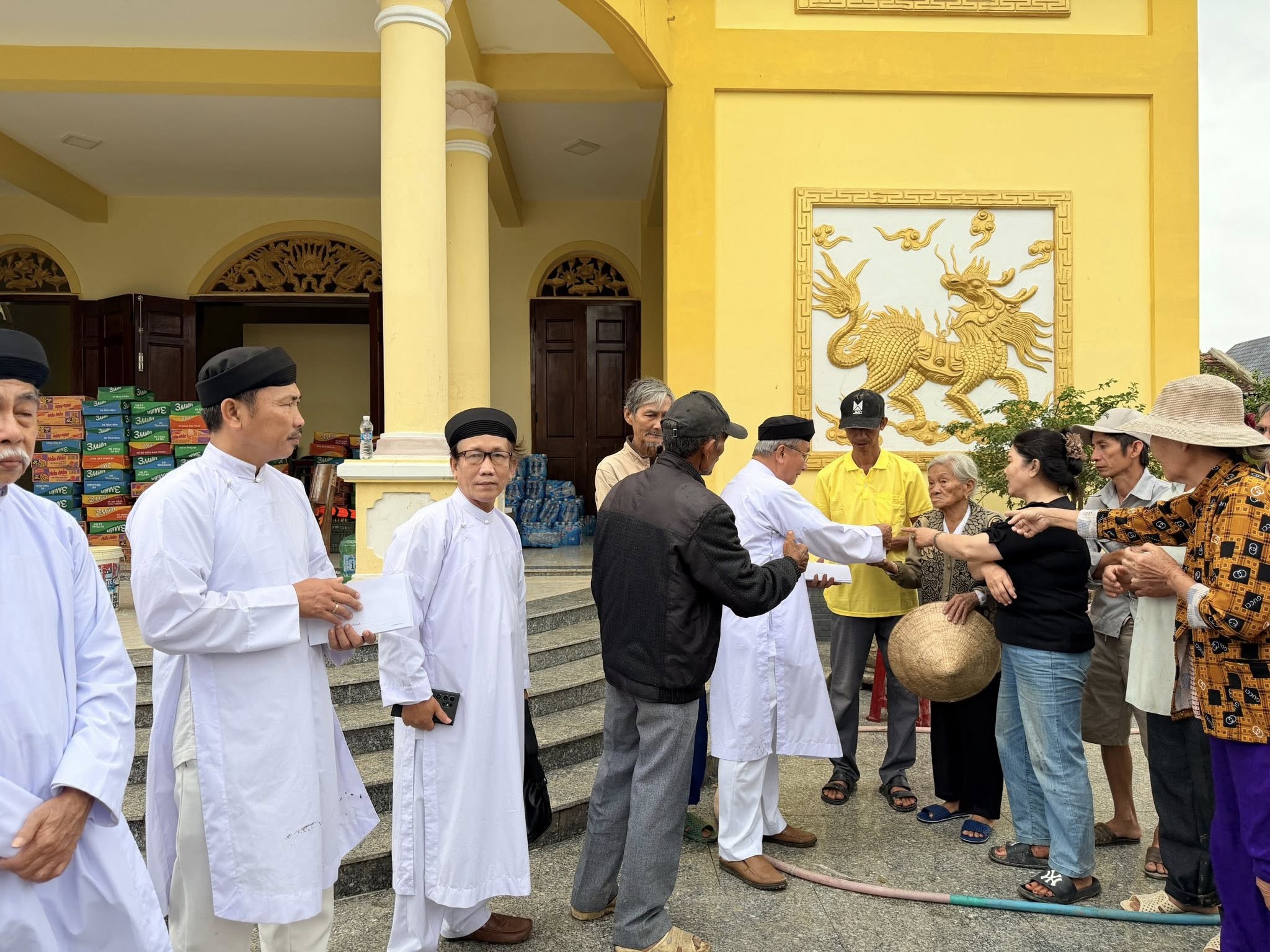 Cơ quan Phước Thiện Hội Thánh cứu trợ đồng bào, đồng đạo vùng lũ Phú Yên (cập nhật ngày 27/11/2025) – ảnh 12