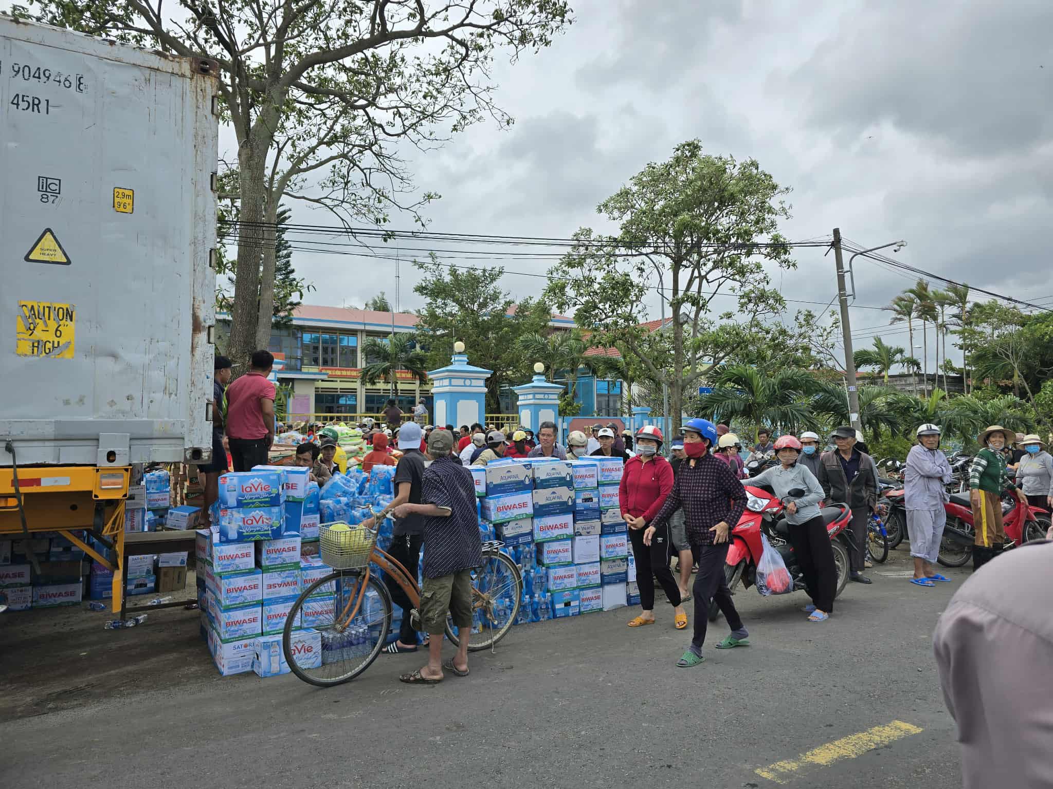 Cơ quan Phước Thiện Hội Thánh cứu trợ đồng bào, đồng đạo vùng lũ Phú Yên (cập nhật ngày 27/11/2025) – ảnh 17