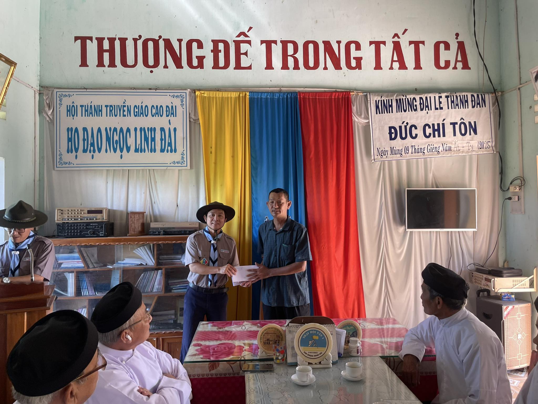 Đoàn công tác cứu trợ Hội Thánh đi thăm và hỗ trợ đồng đạo tại Phú Yên, Bình Định &amp; Quảng Ngãi – ảnh 4