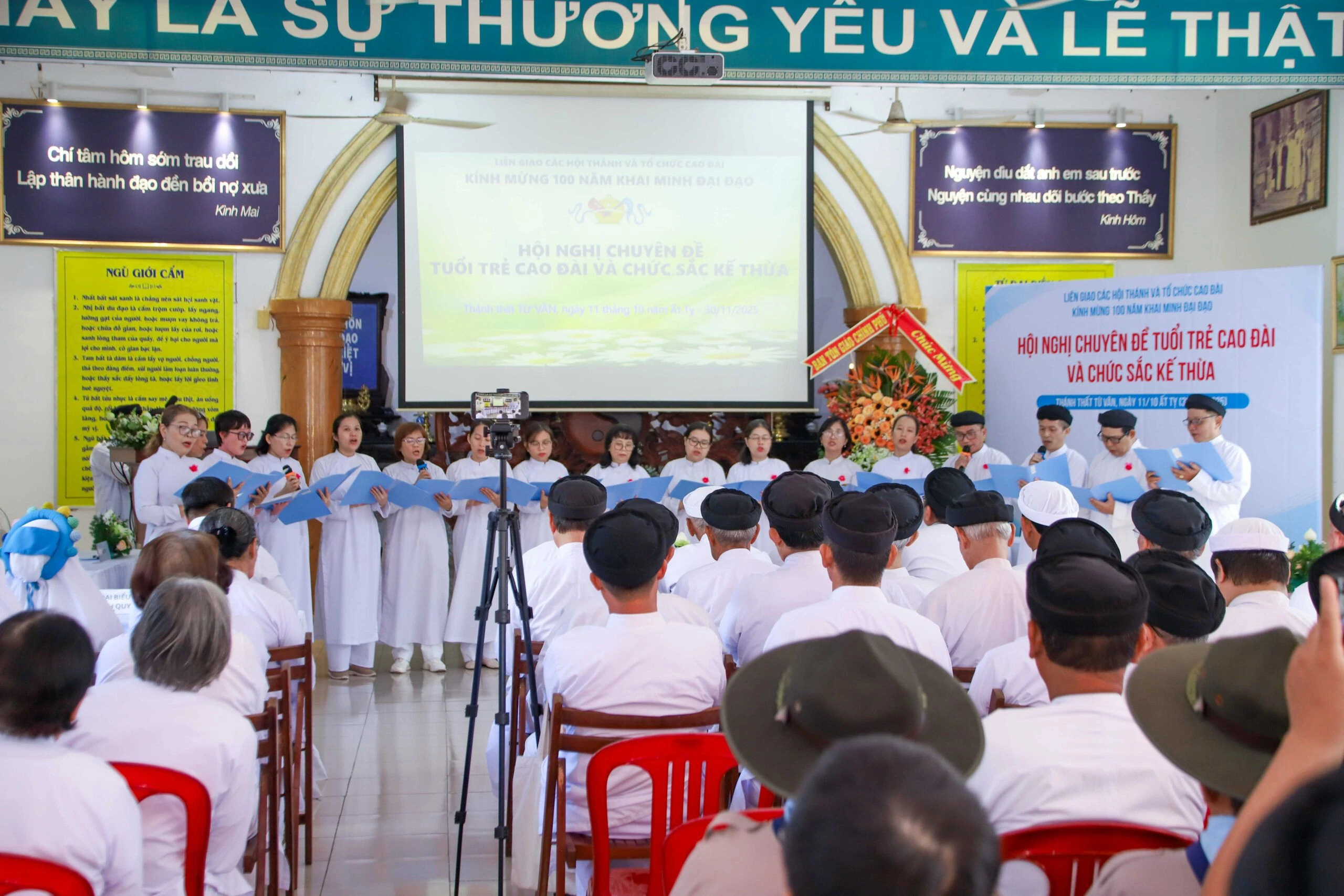 Hội Thánh Truyền Giáo Cao Đài tổ chức hội thảo tuổi trẻ Cao Đài và chức sắc kế thừa với bổn phận tiếp nối sứ mạng hoằng khai Đại Đạo – ảnh 9