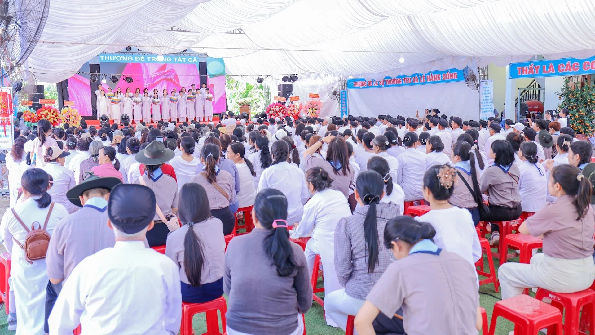 Lễ khởi công xây dựng ngôi Tam Đài – Họ đạo Trung Hòa (Đà Nẵng) – ảnh 20