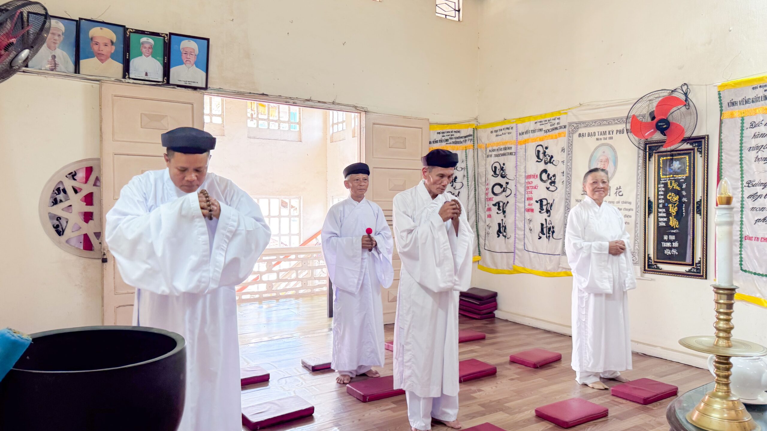 Hội Thánh tổ chức lễ bái mạng Ban Đại diện Hội Thánh, Quyền Giáo hữu – ảnh 12