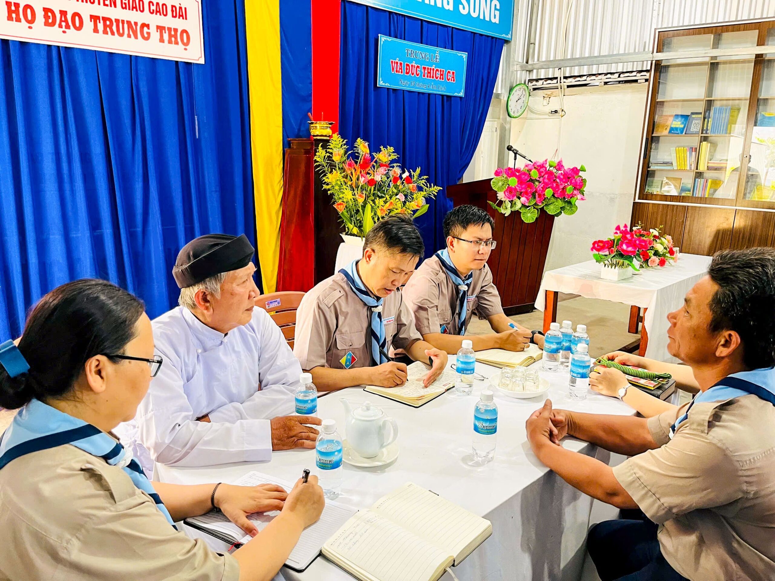 Ban Phụ trách thăm gặp và trao đổi sinh hoạt tu học Gia đình Hưng Đạo tại các Họ đạo Trung Liên Châu, Trung Dương, Trung Chính, Trung Hiệp và Trung Thọ – ảnh 6